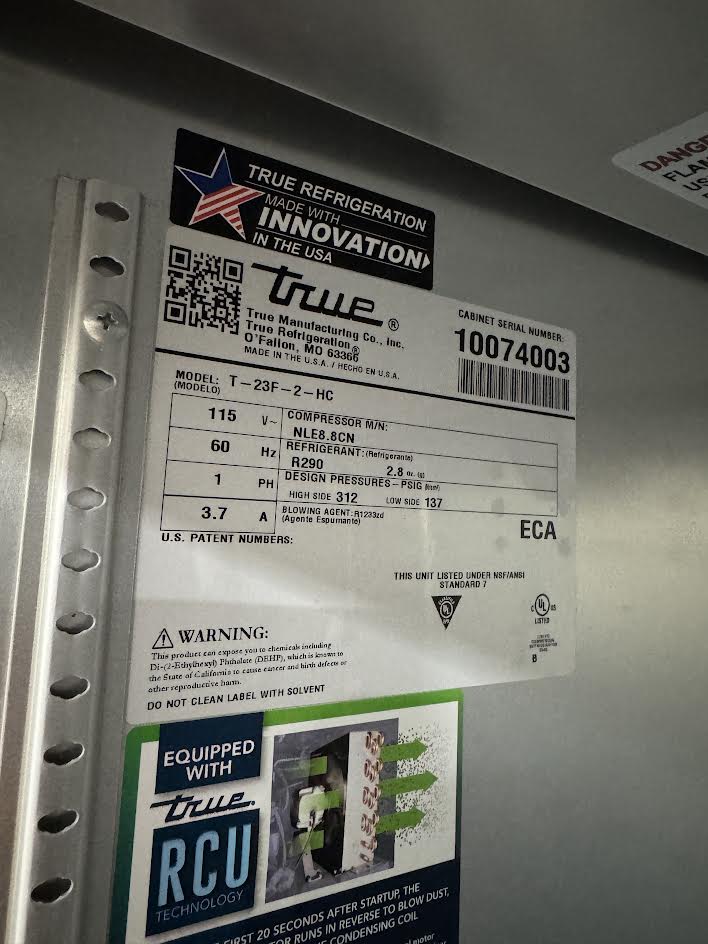 Reach In Freezer Two Door | TRUE | M# T-23F-2-HC | 115V