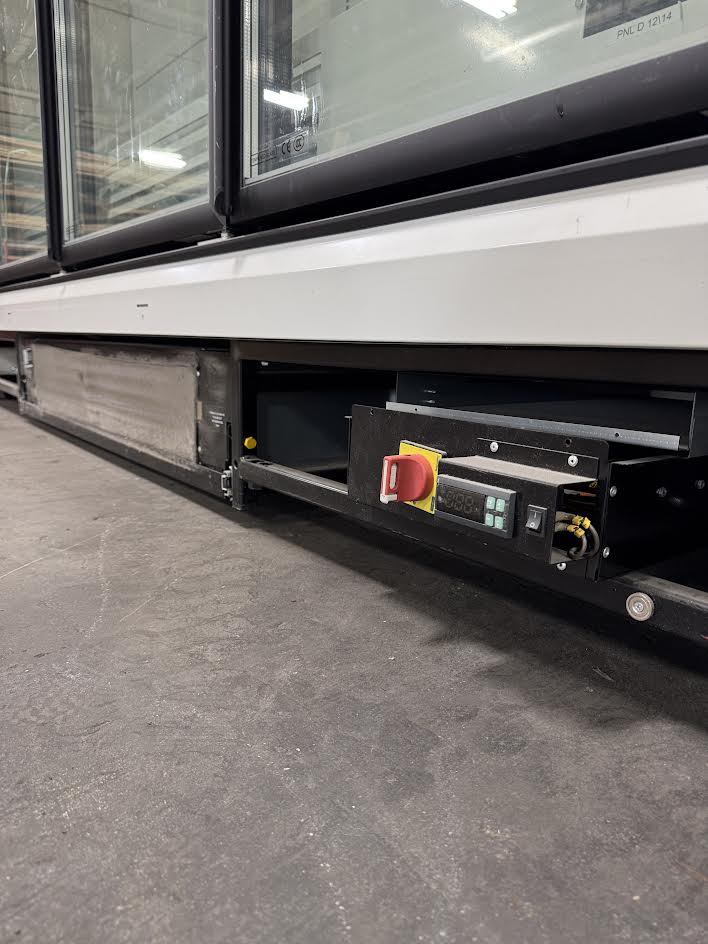 Self Contained Glass 8-Door Run Freezer | Purecold | M# ICON6 1OS7LA1 (2) 4door | 208/120V