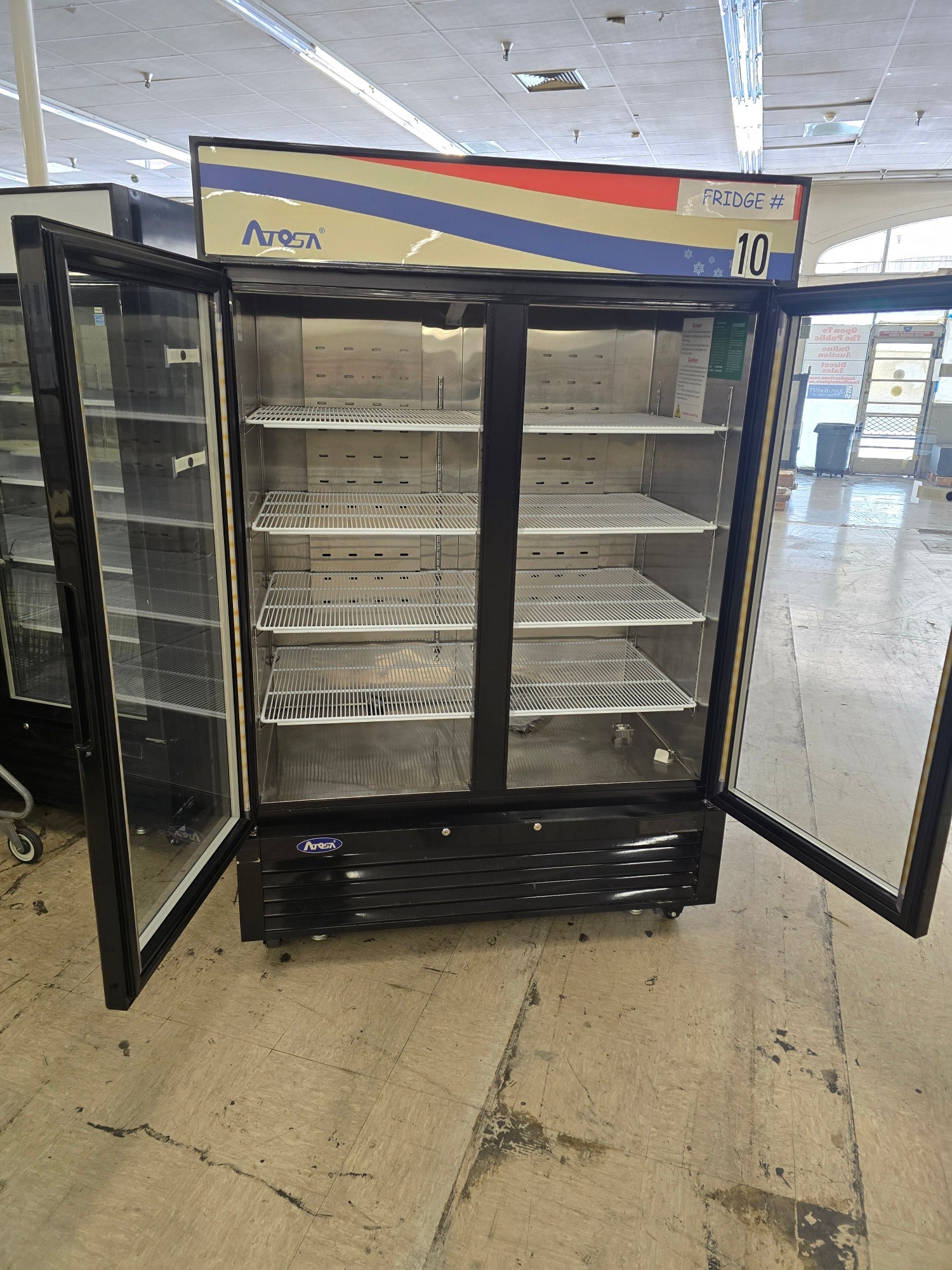 ATOSA | MCF8723GR | COMMERCIAL REFRIGERATOR MERCHANDISER | 43.8 CU