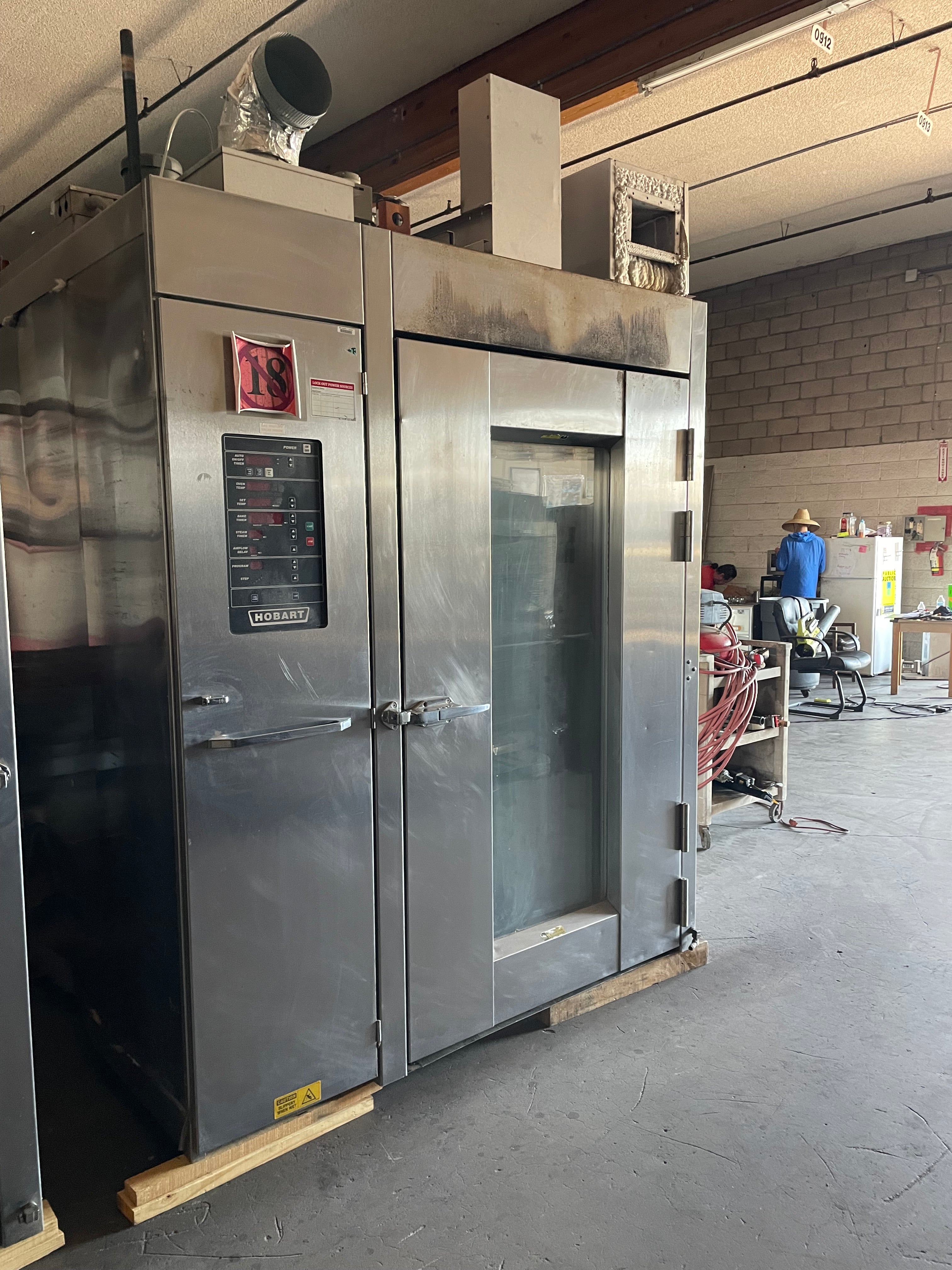 Double Rack Oven | Hobart | Model # HBA2G | NG 208/230 Volts