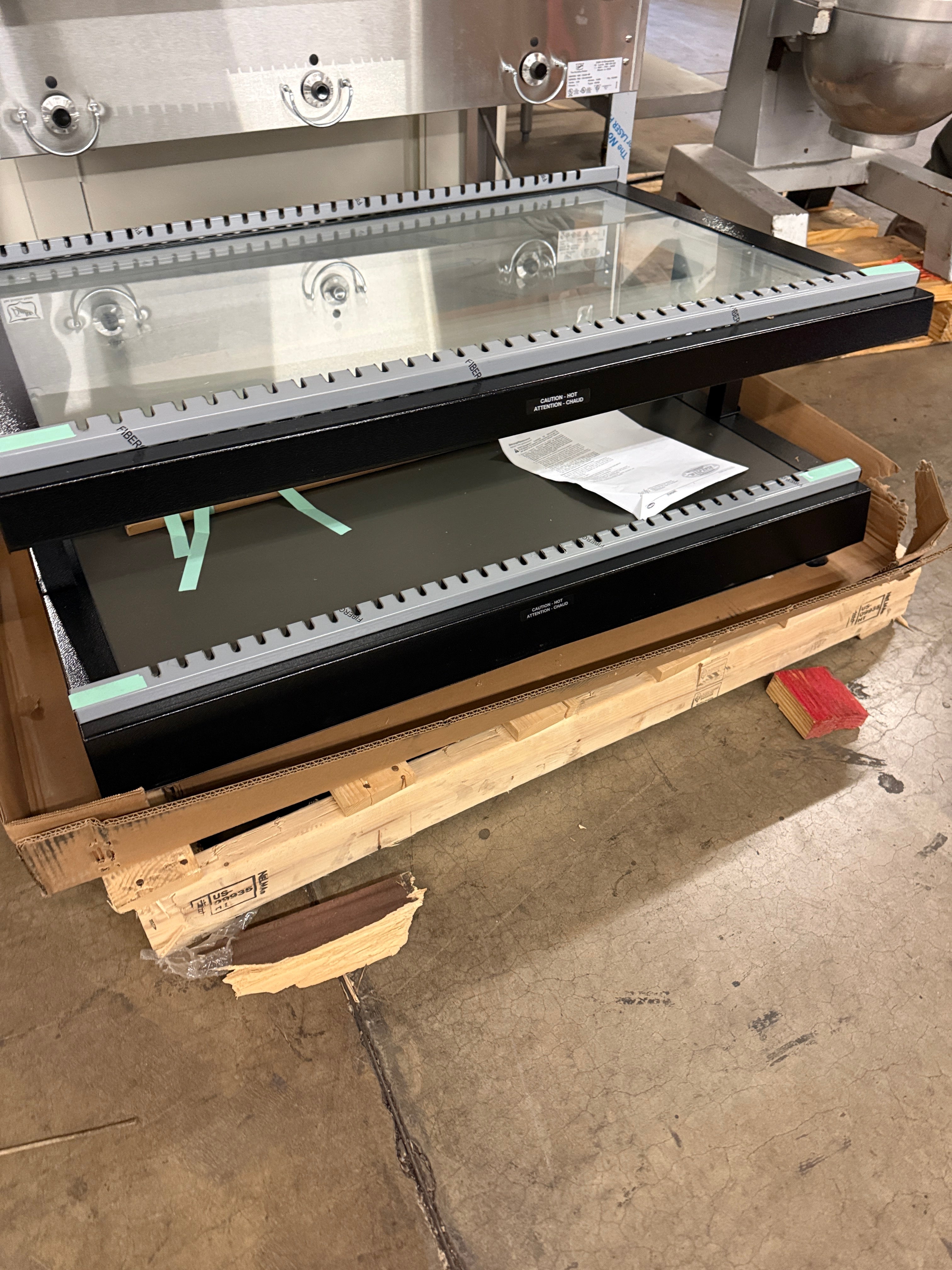 **NEW** 39" Heated Glass Merchandising Warmer | Hatco | Model # GR3SDH-39 | 120 Volt