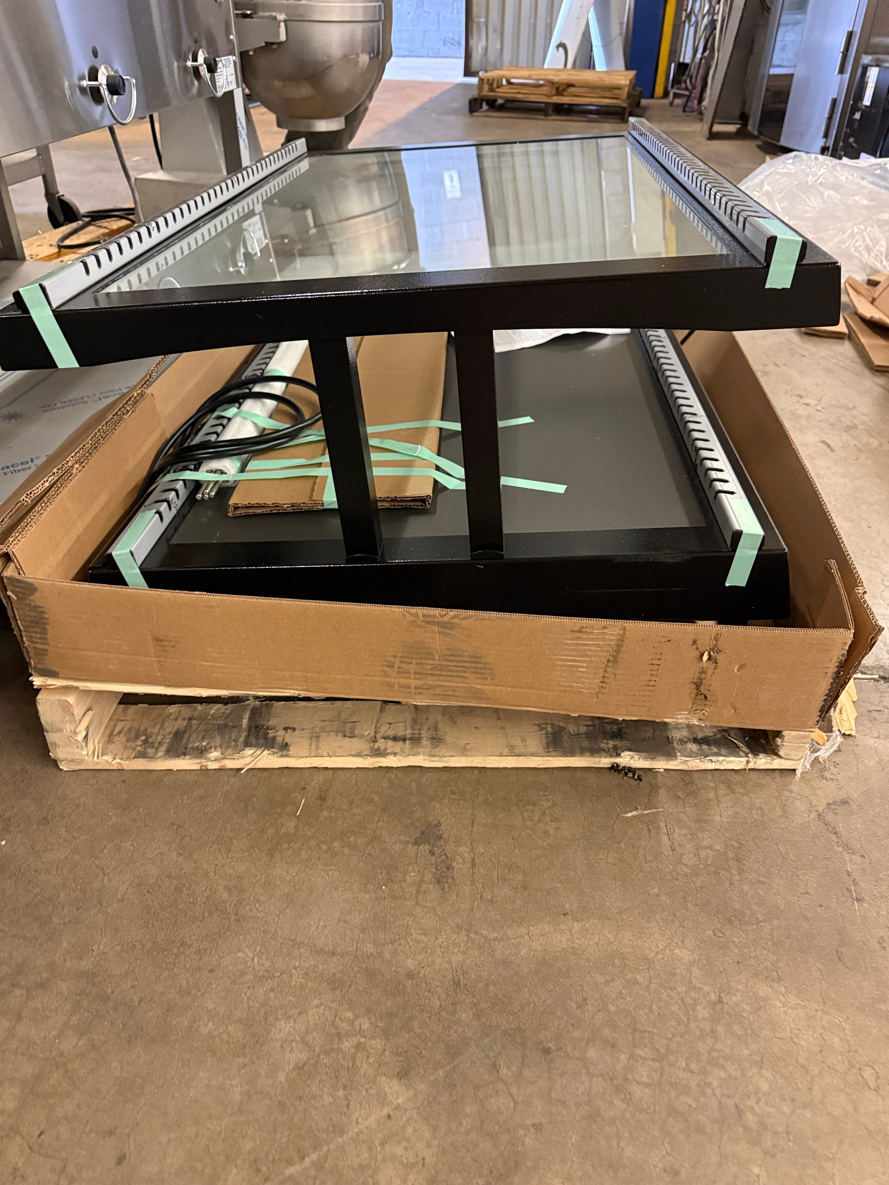 **NEW** 39" Heated Glass Merchandising Warmer | Hatco | Model # GR3SDH-39 | 120 Volt