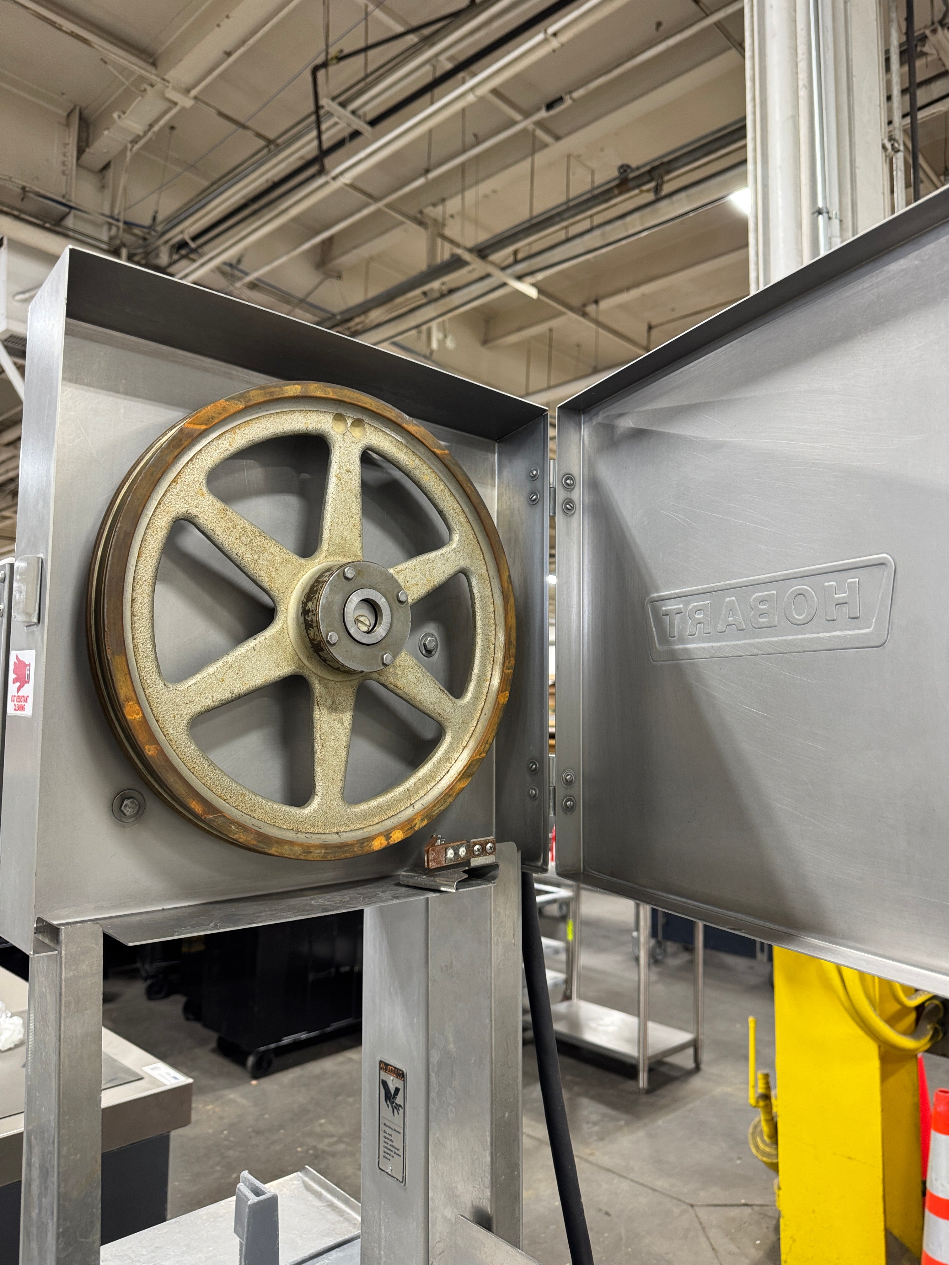 Floor Model Commercial Meat Saw | Hobart | M# 6614-1 | 200-230v | 3ph