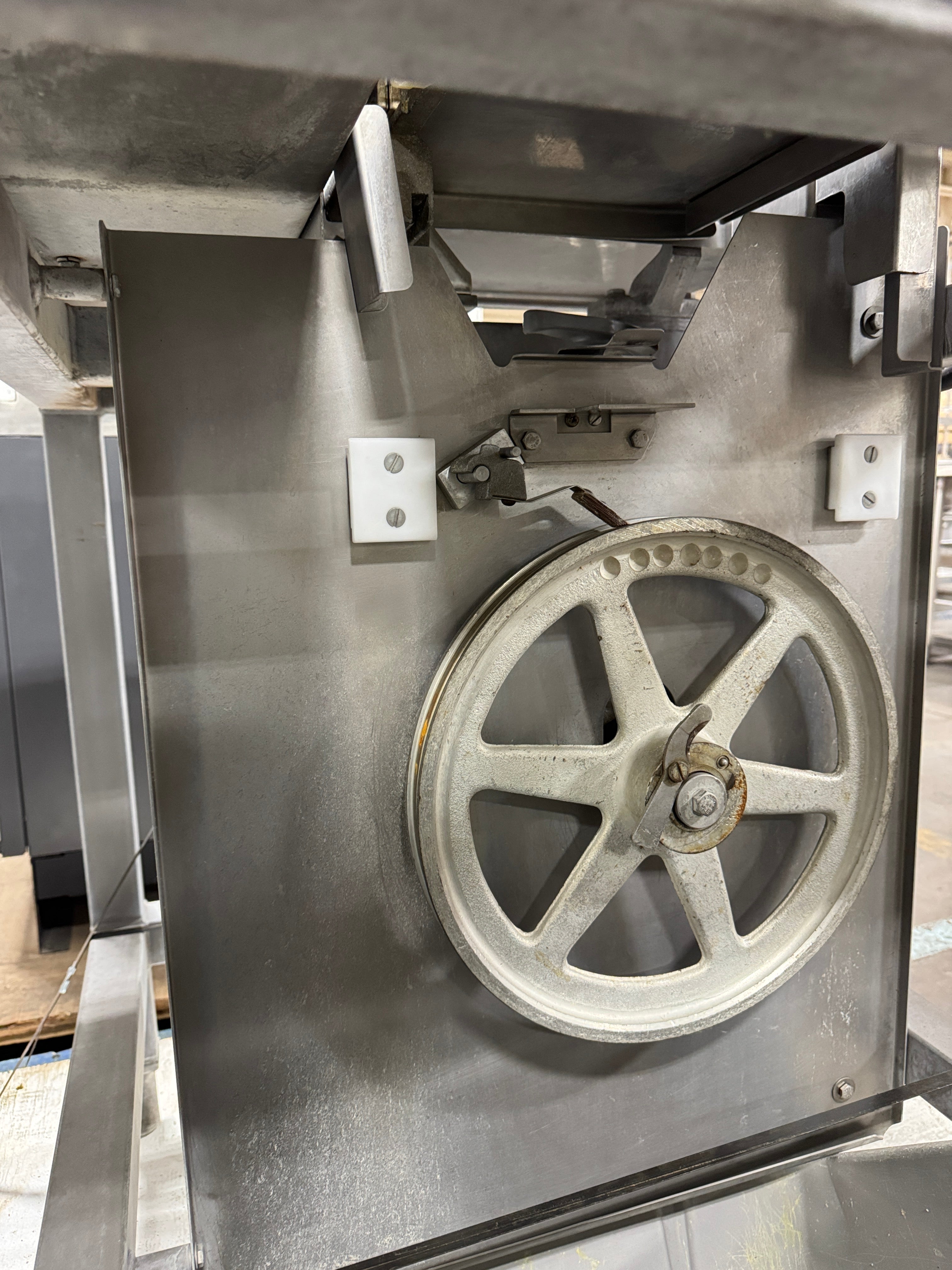 Floor Model Commercial Meat Saw | Hobart | M# 6614-1 | 200-230v | 3ph