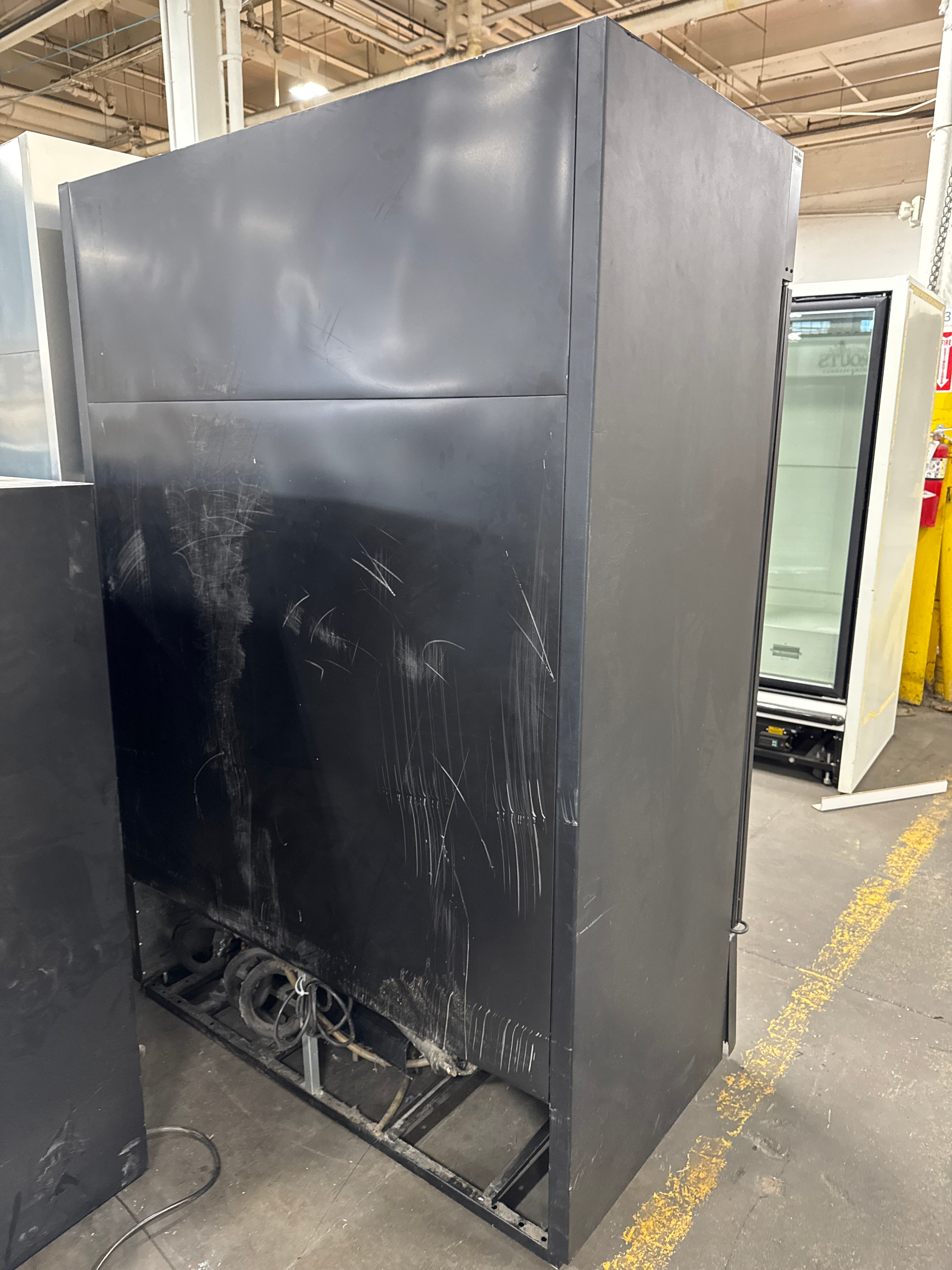 Glass Door Ice Merchandiser | TRUE | M# GDIM-49NT-HC~TSL01 | 115v | R134A