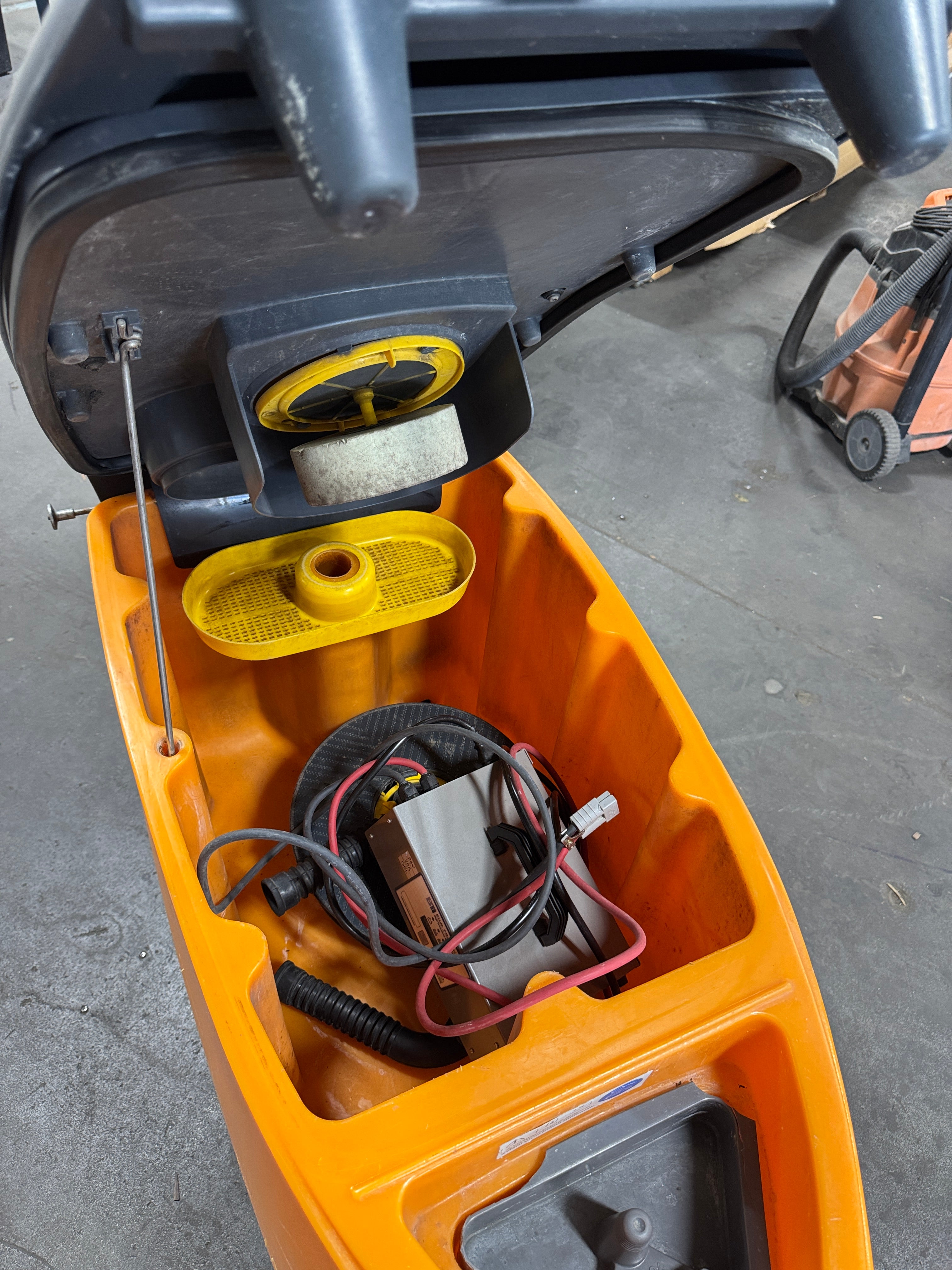 Floor Scrubber | Taski | Model # 1650