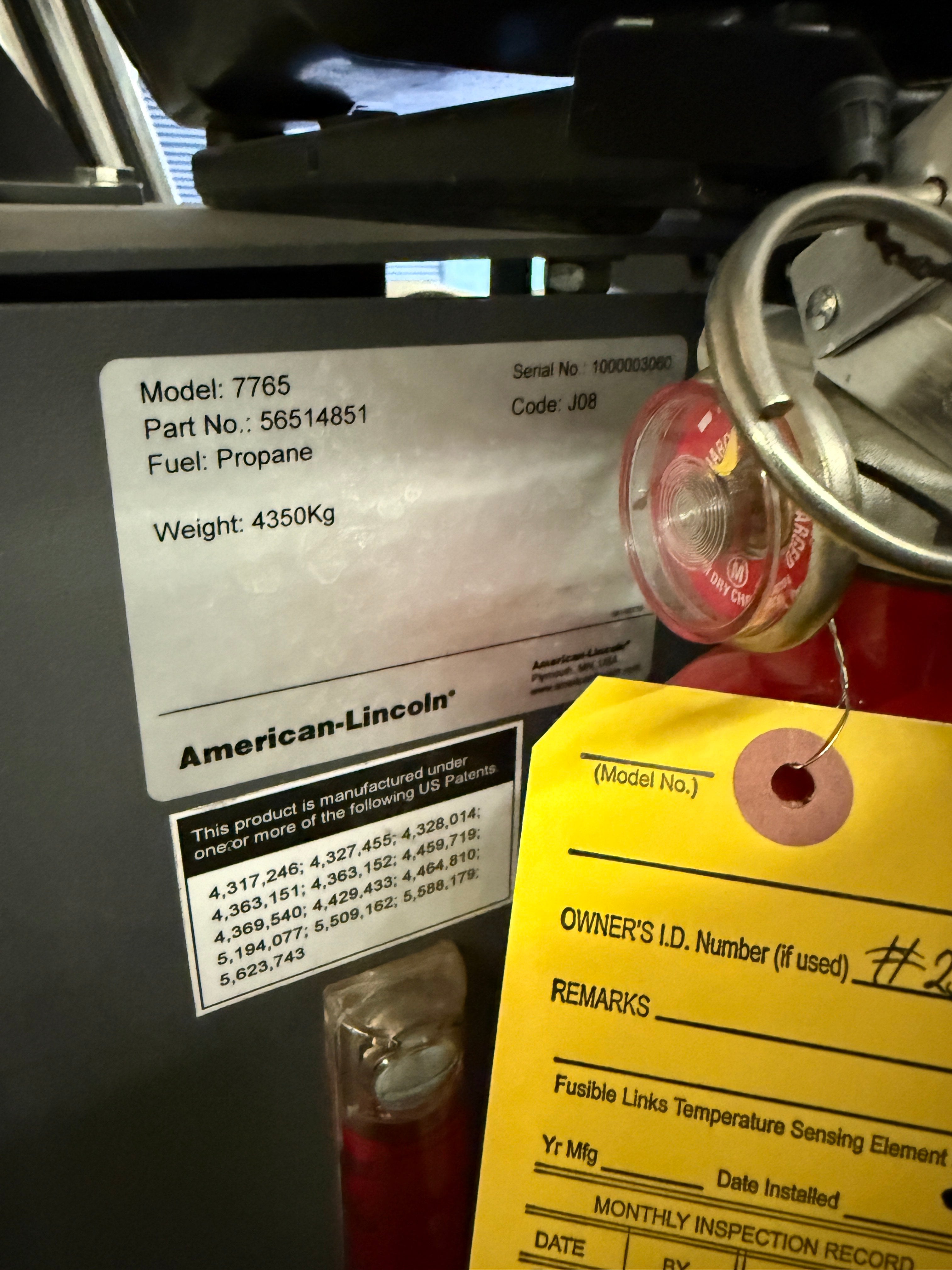 Sweeper / Scrubber | American-Lincoln | Model # 7765 | LPG