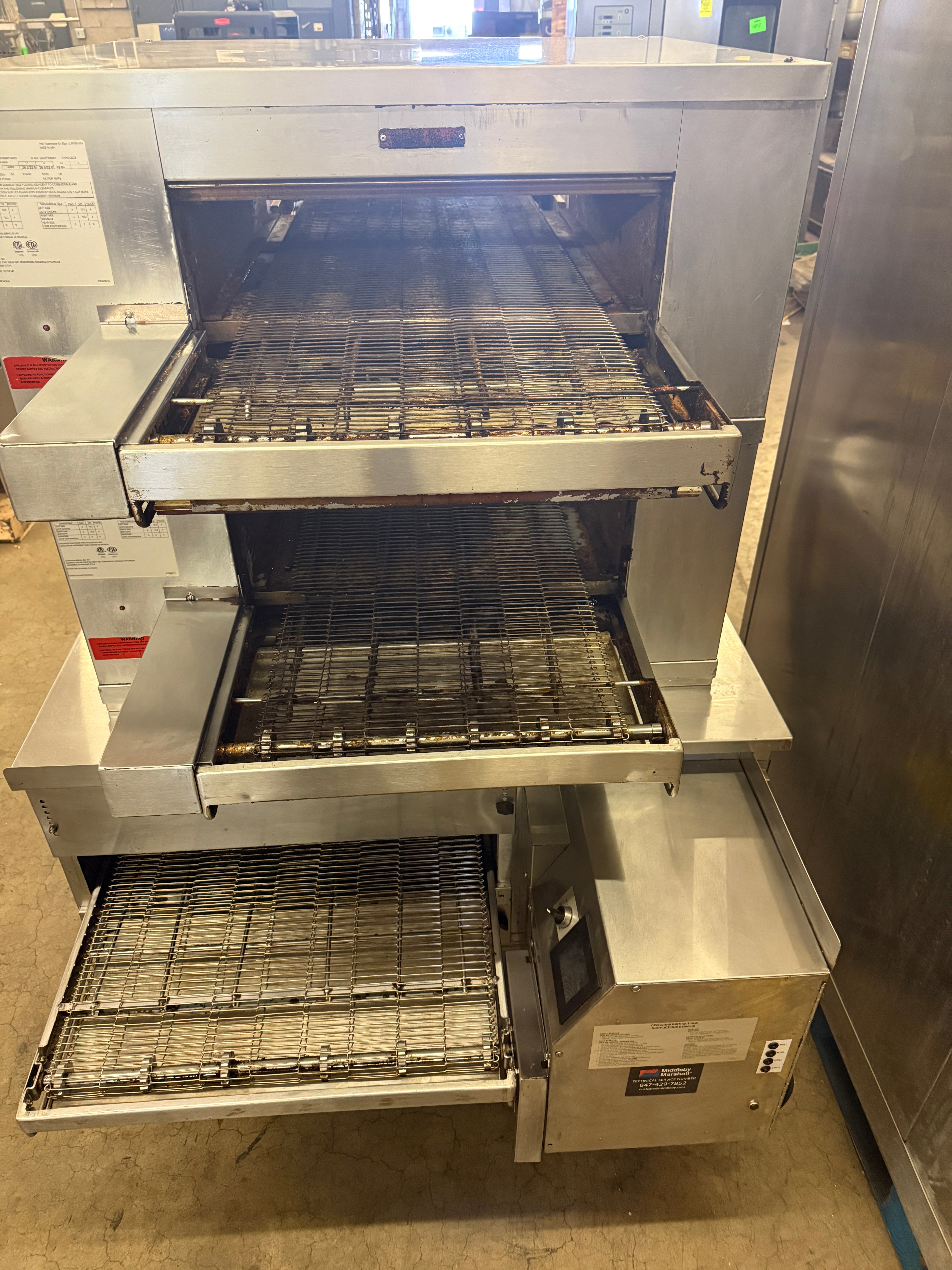 Pizza Oven | MIddleby Marshall | Model # (DZ33T 208V 3 Phase) & (PS638G NG)