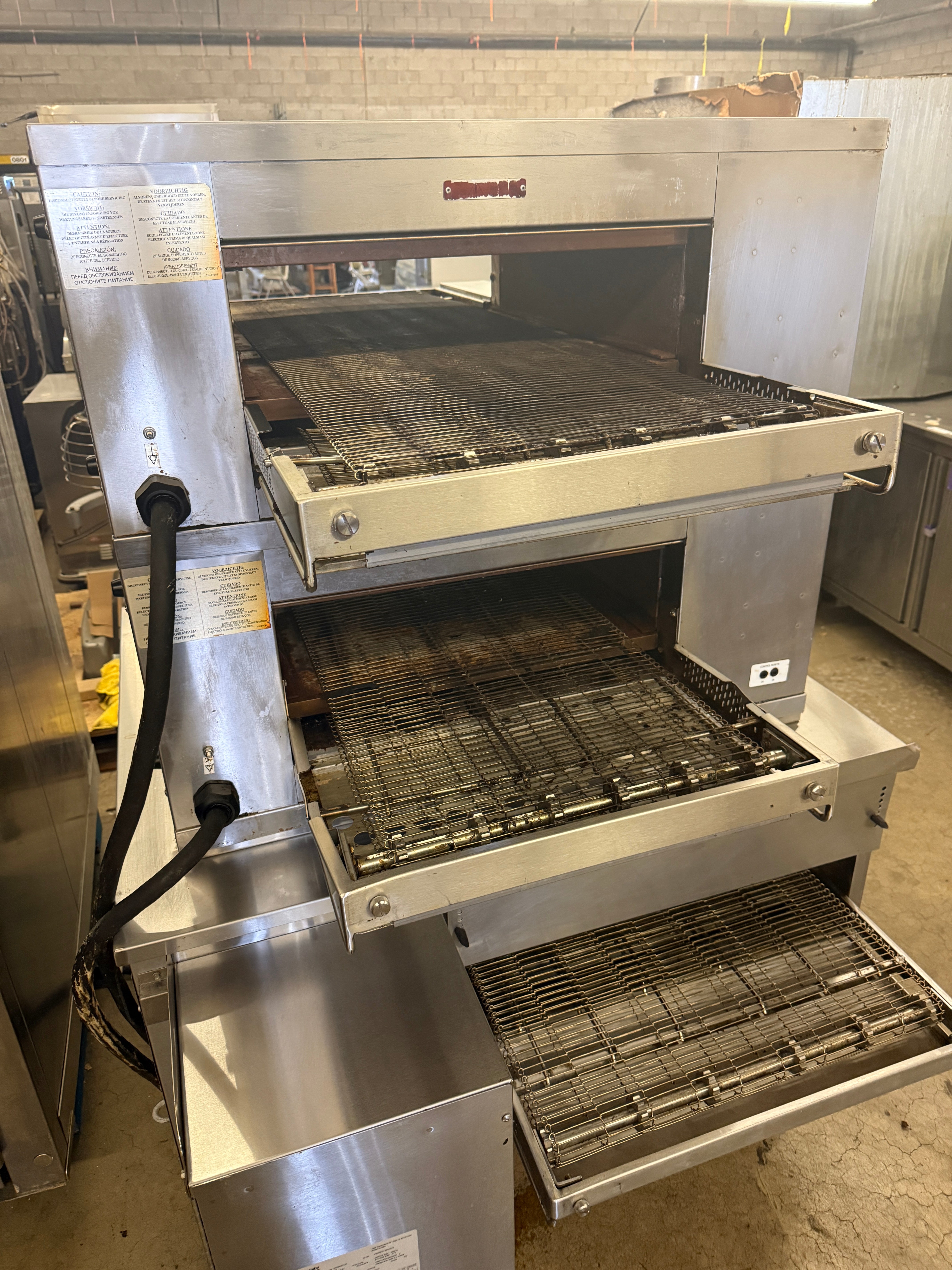 Pizza Oven | MIddleby Marshall | Model # (DZ33T 208V 3 Phase) & (PS638G NG)