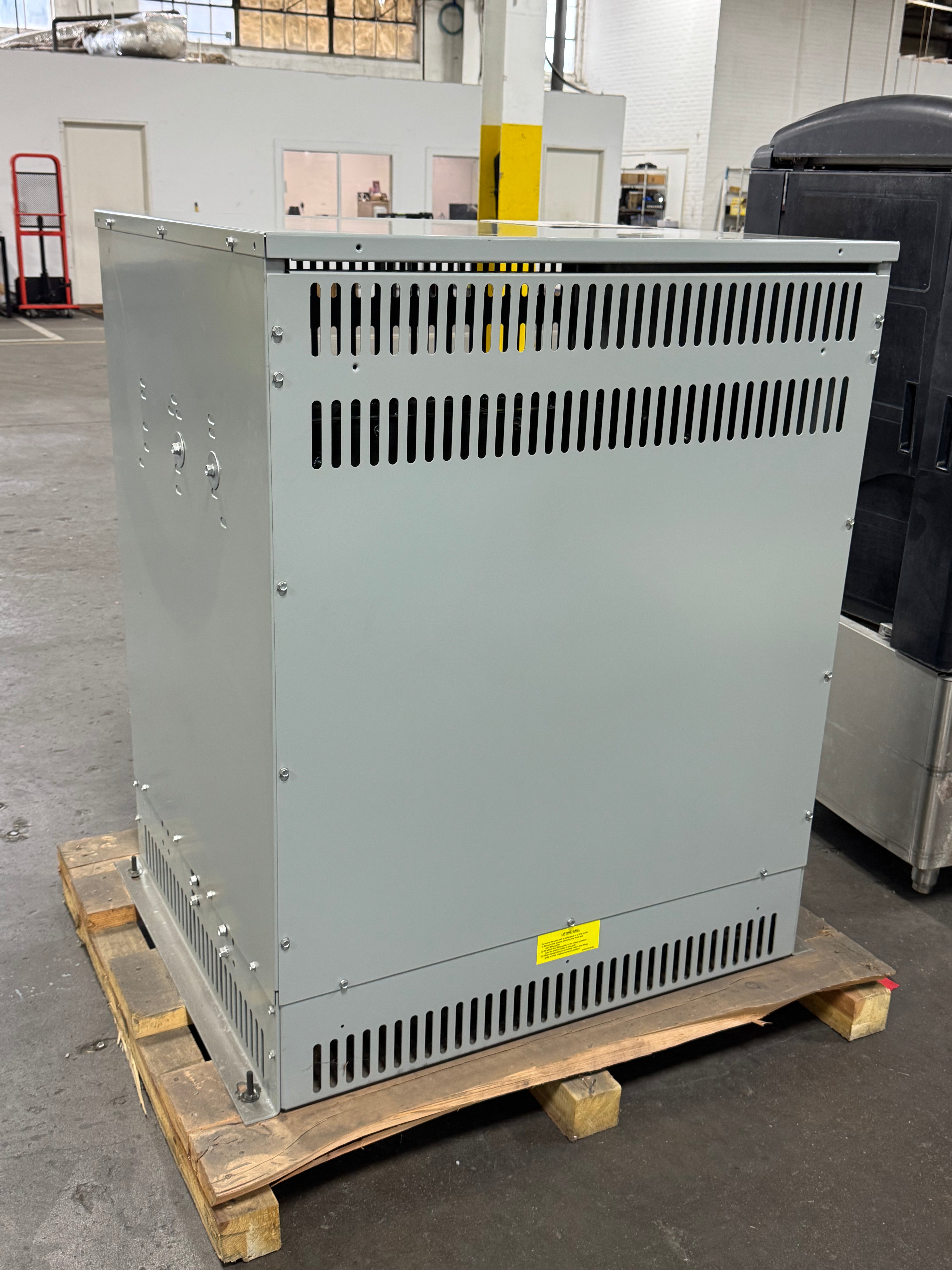 Transformer (NEW) | ABB | Model # 9T10A1007 | 225kVA