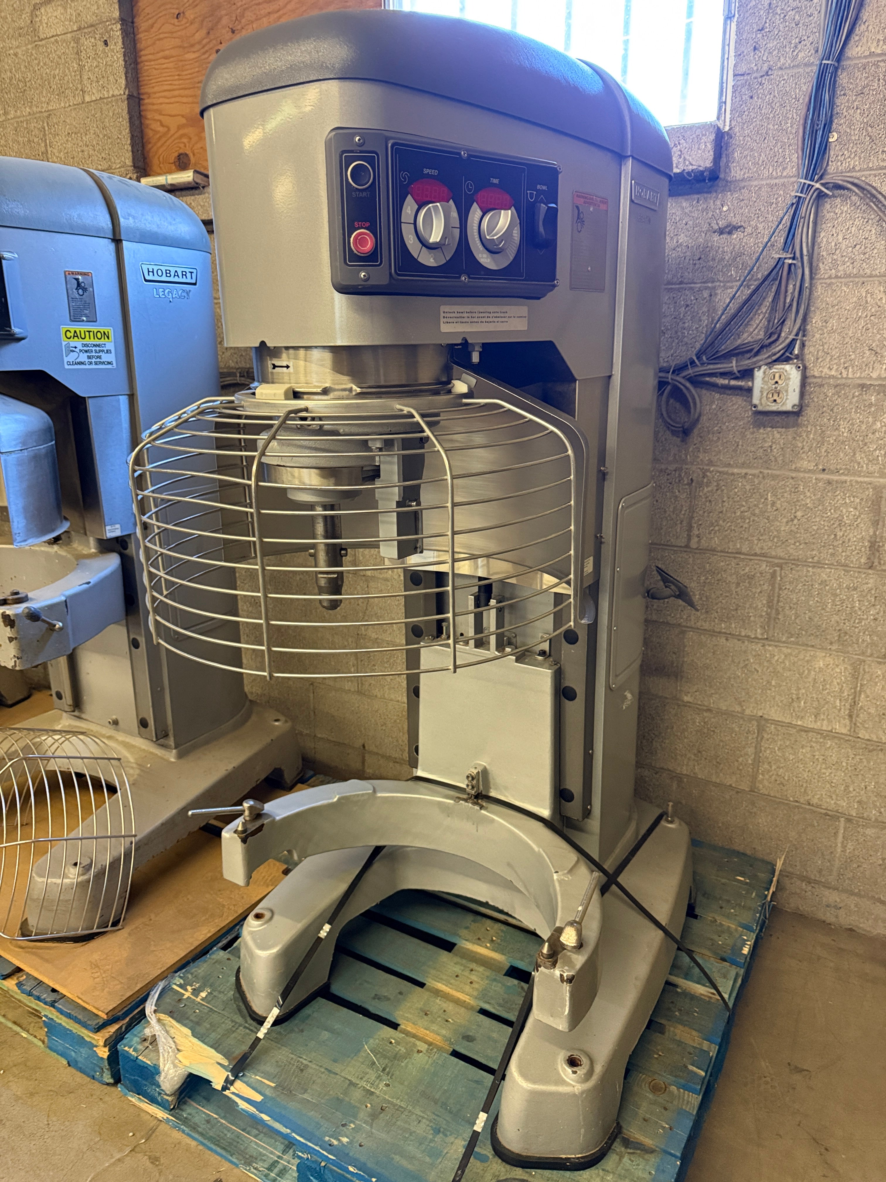 140qt Planetary Mixer, Hobart