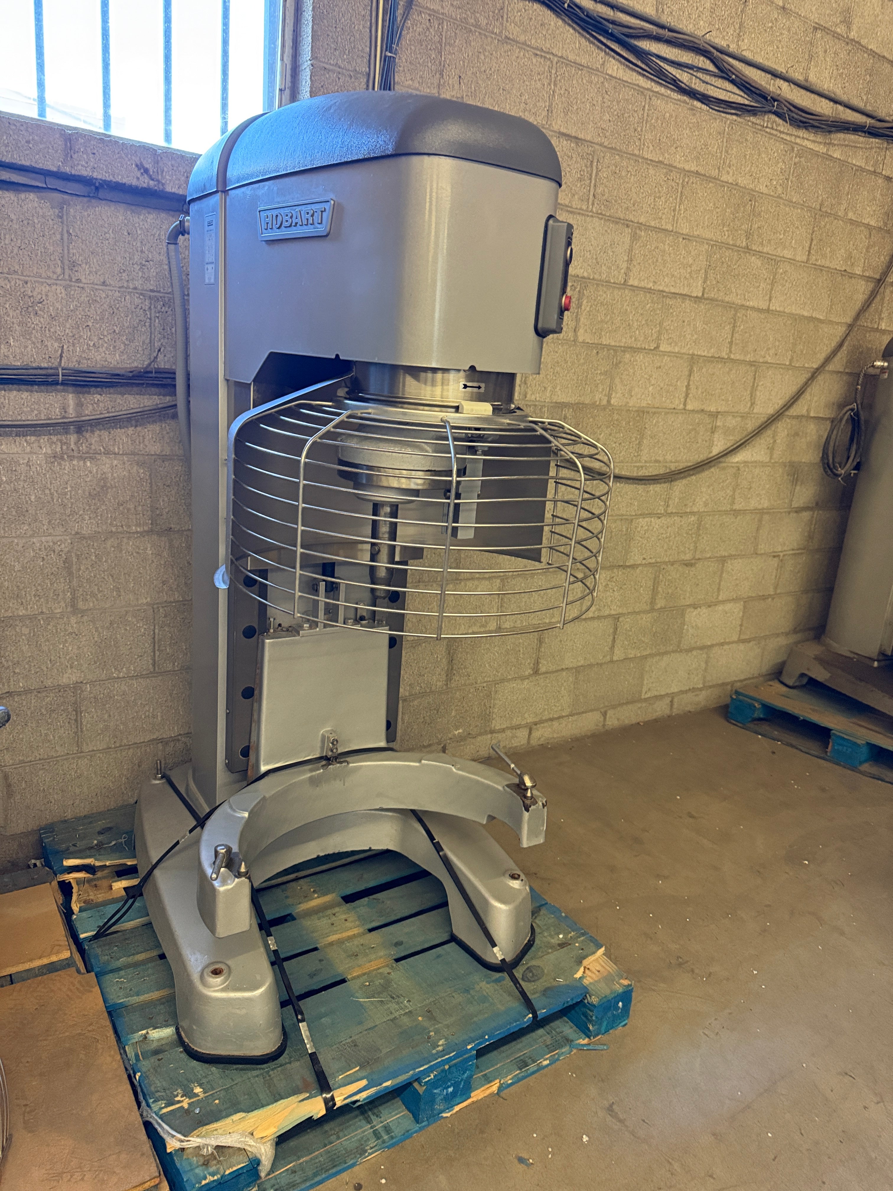 140qt Planetary Mixer(2023) | Hobart | Model # HL1400N | 240 Volts 3 Phase
