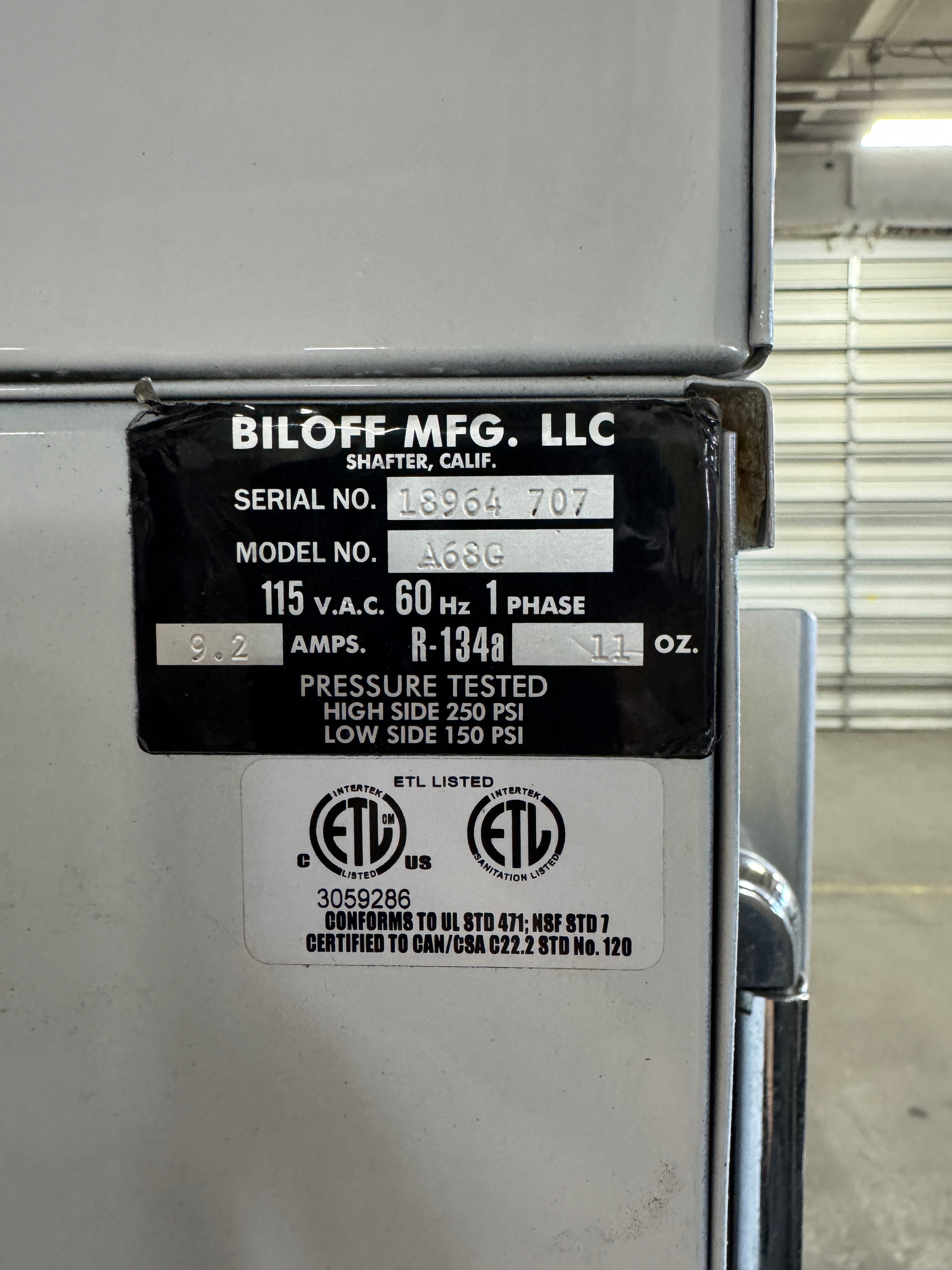 Indoor Ice Merchandiser | BILOFF | M# A68G | 115v