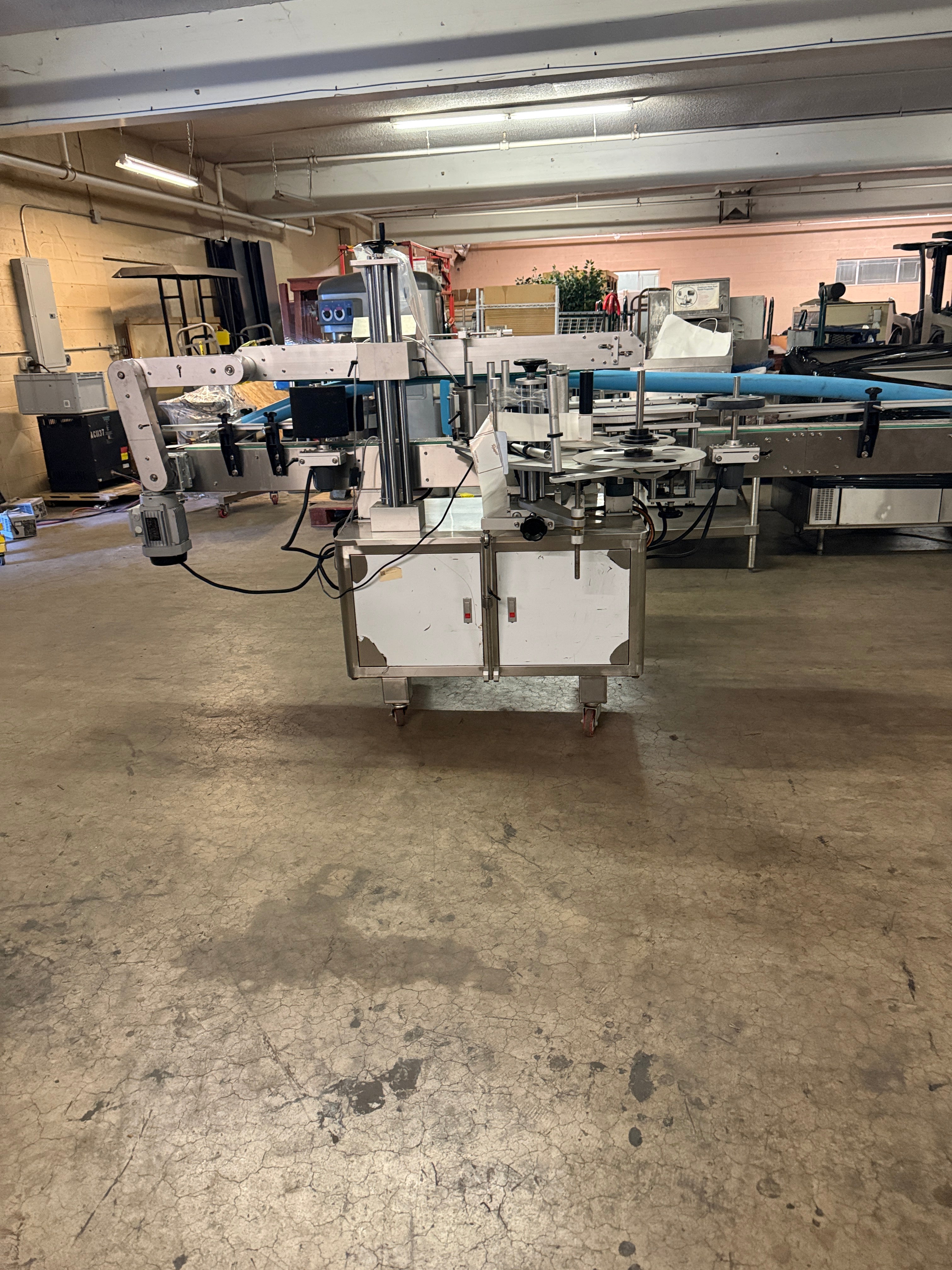 Surface Labeling Machine | Model # MT-500 | Zhejang Youlian Machinery | 220 Volt