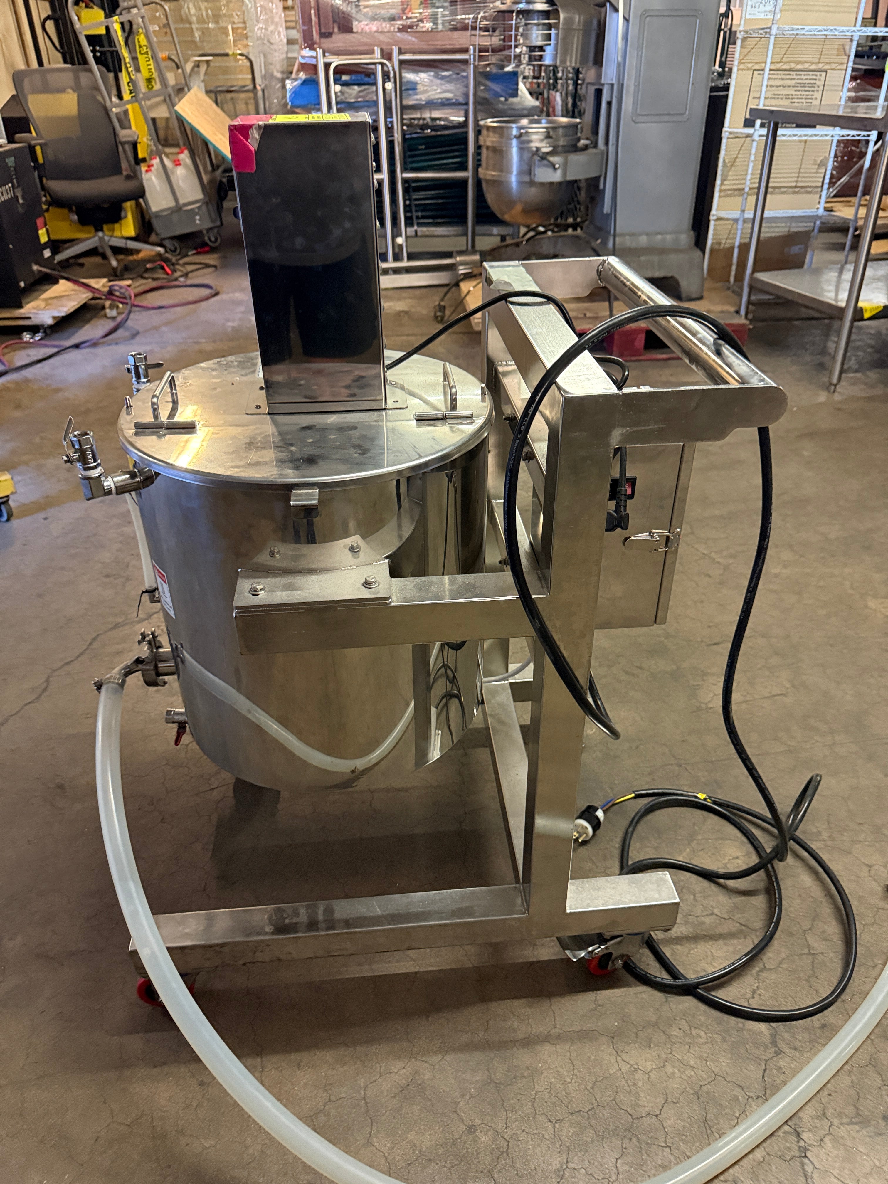 Heated Tank With Agitator | Model 30L | 110 Volt