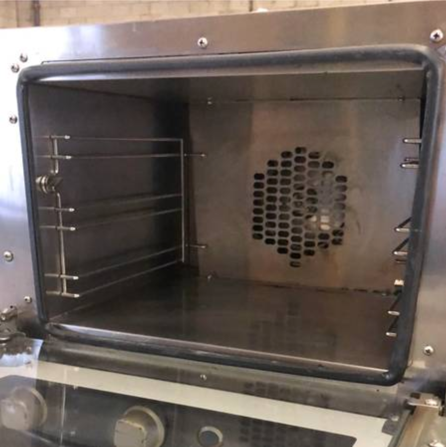 Convection Oven | 2014 Cadco | Model # XFA003 | 120 Volt