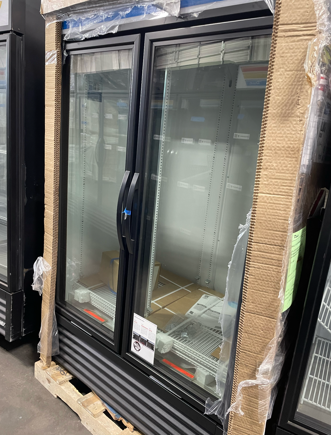 *NEW* 2 Door Glass Cooler | True | Model # GDM-43-HC-TSL01 | 115 Volt