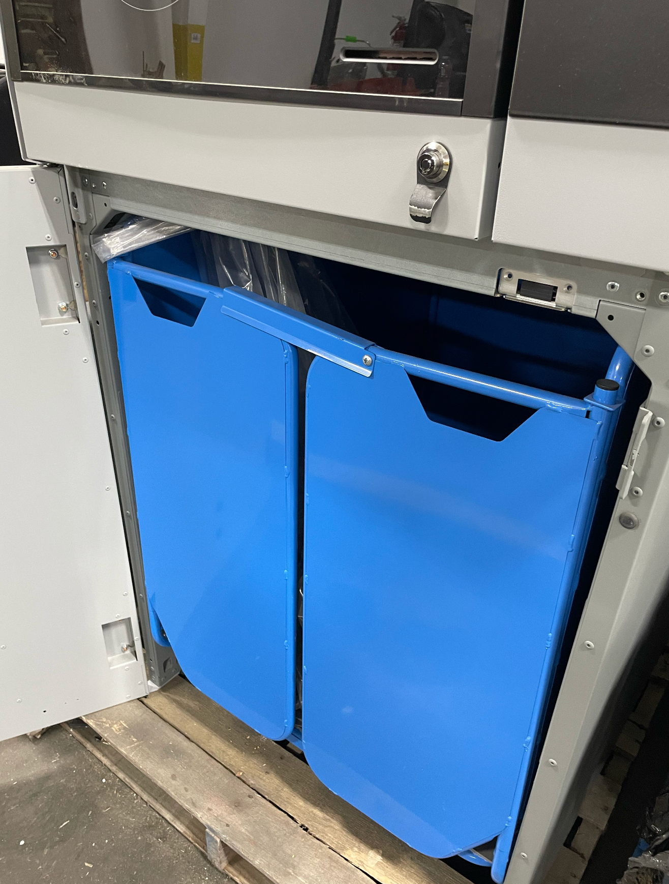 Single Recycling | Tomra | Model # T-70 | 208 Volt