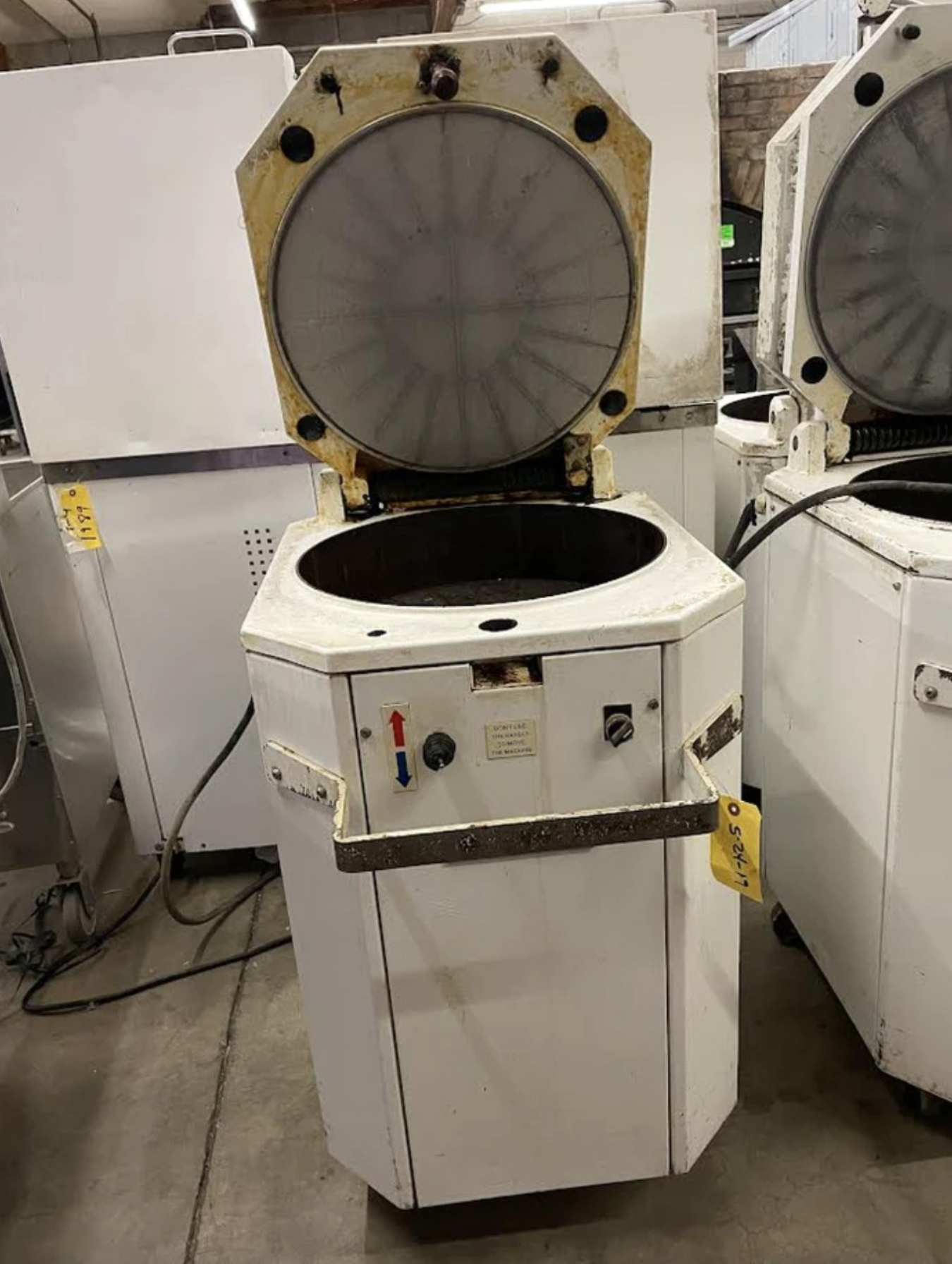 24 Piece Dough Divider | Lucks | Model # D24 | 208 Volt