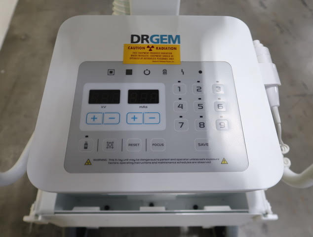Mobile X-ray System (2022) | DR GEM 40 | 110-240V