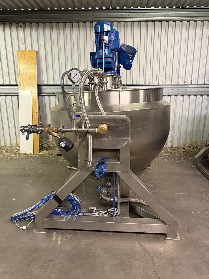 Kettle System, 300 Gallons Each