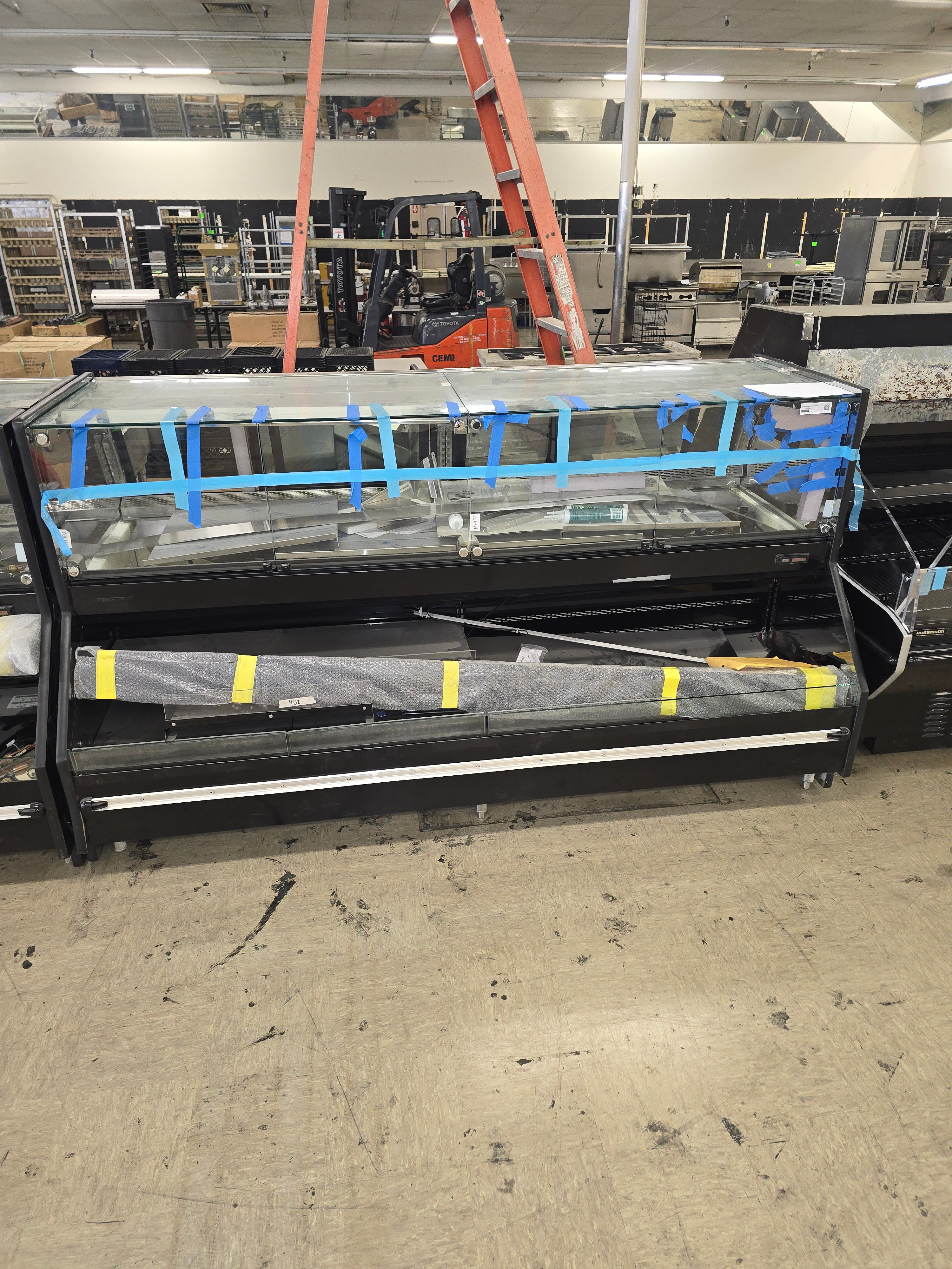 **NEW** Hussmann(2022) | VR3-D-8-SH-RSS-R | Over-Under Remote Deli/Bakery Case