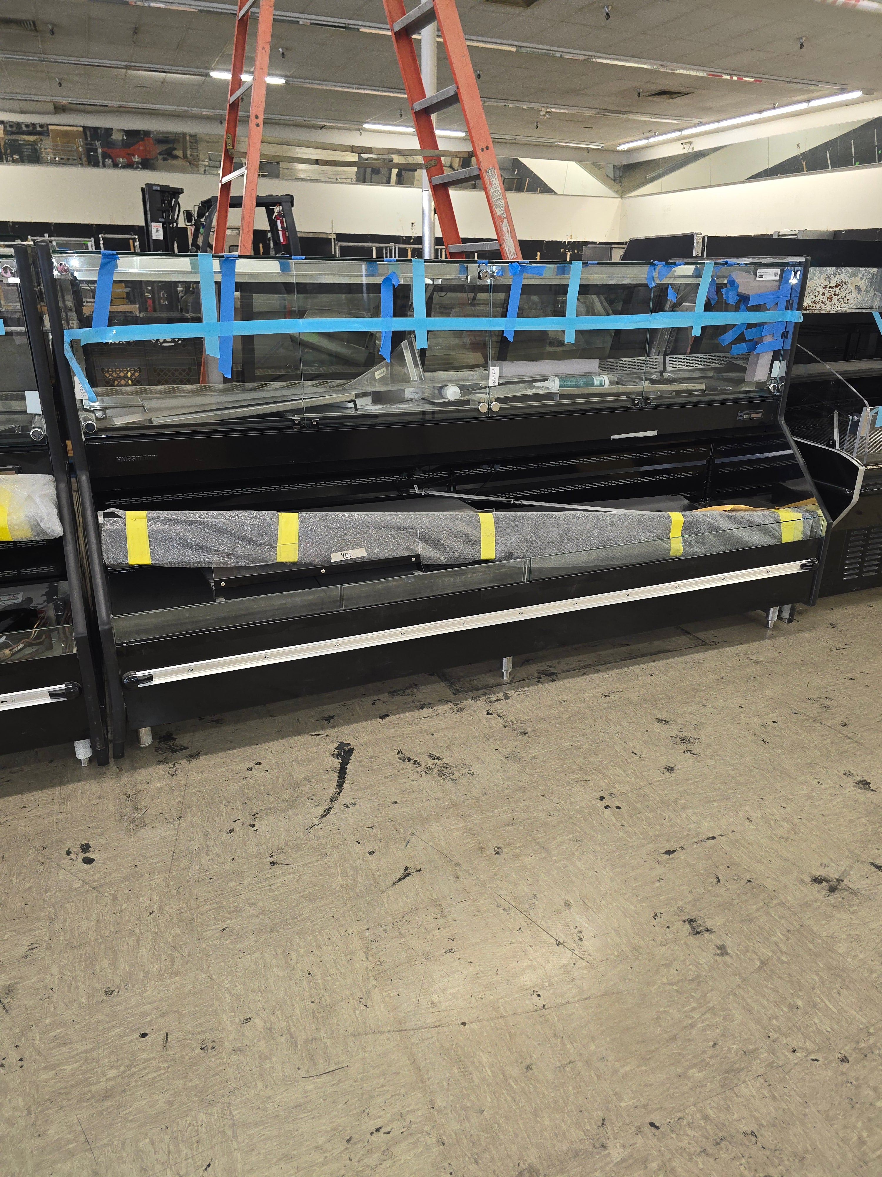 **NEW** Hussmann(2022) | VR3-D-8-SH-RSS-R | Over-Under Remote Deli/Bakery Case