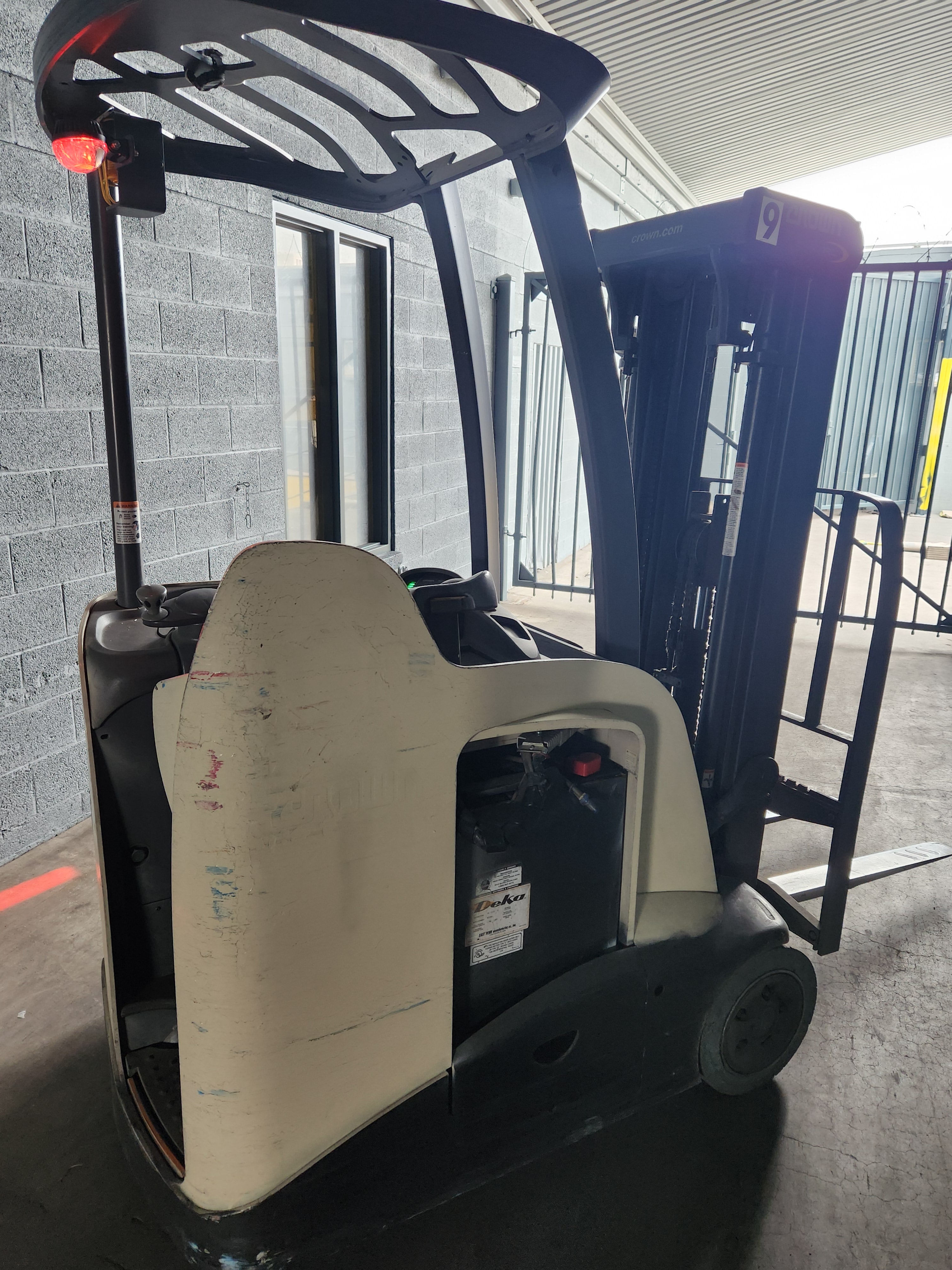 Forklift, Stand-up | 2017 Crown | Model # RC5535-30 | Ser # 1A480580 | Electric