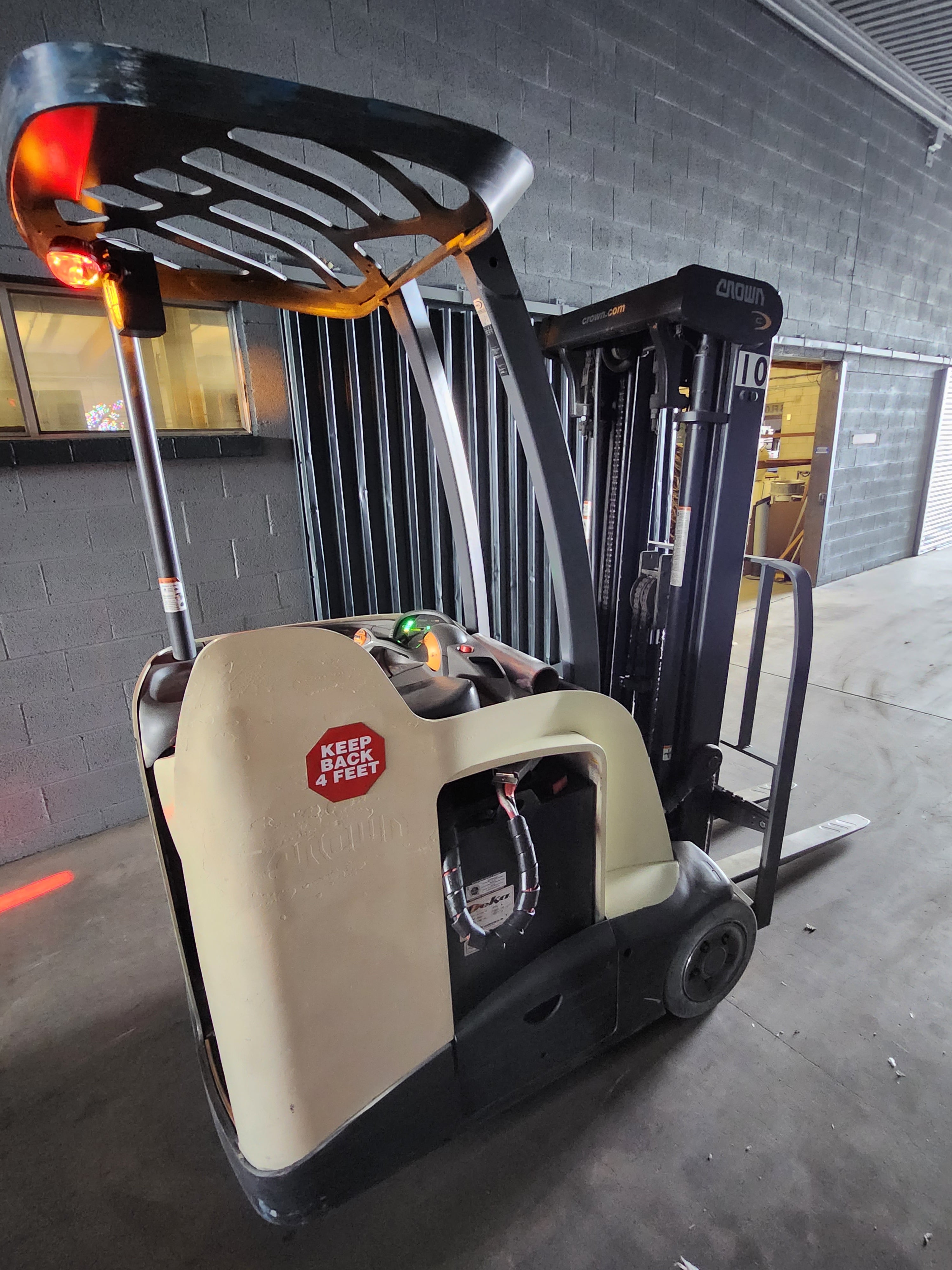 Forklift , Stand-up | 2017 Crown | Model # RC5535-30 | Ser # 1A509604 | Electric