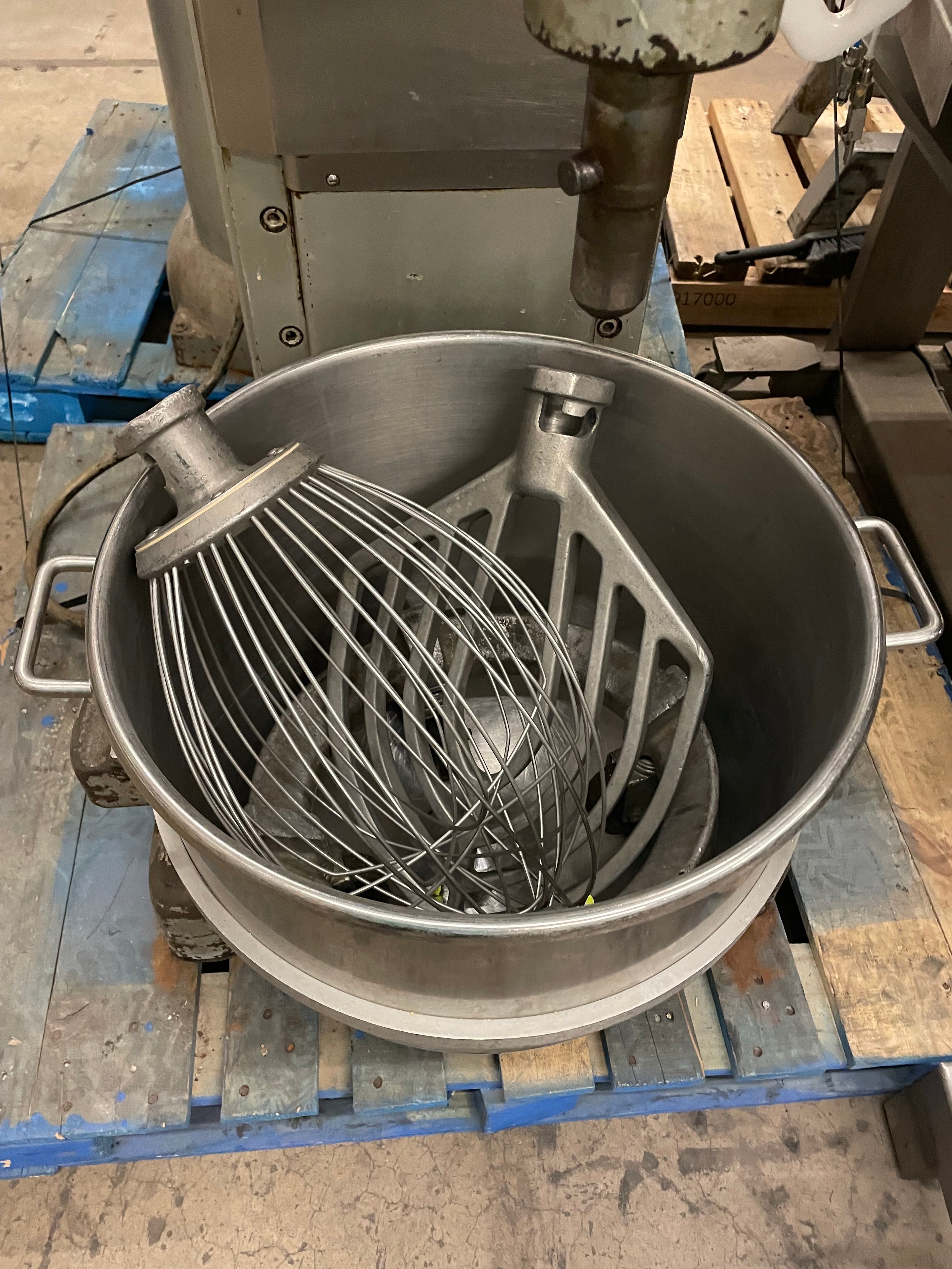 80 Qt Mixer | Hobart | Model # M802 | 208 Volts