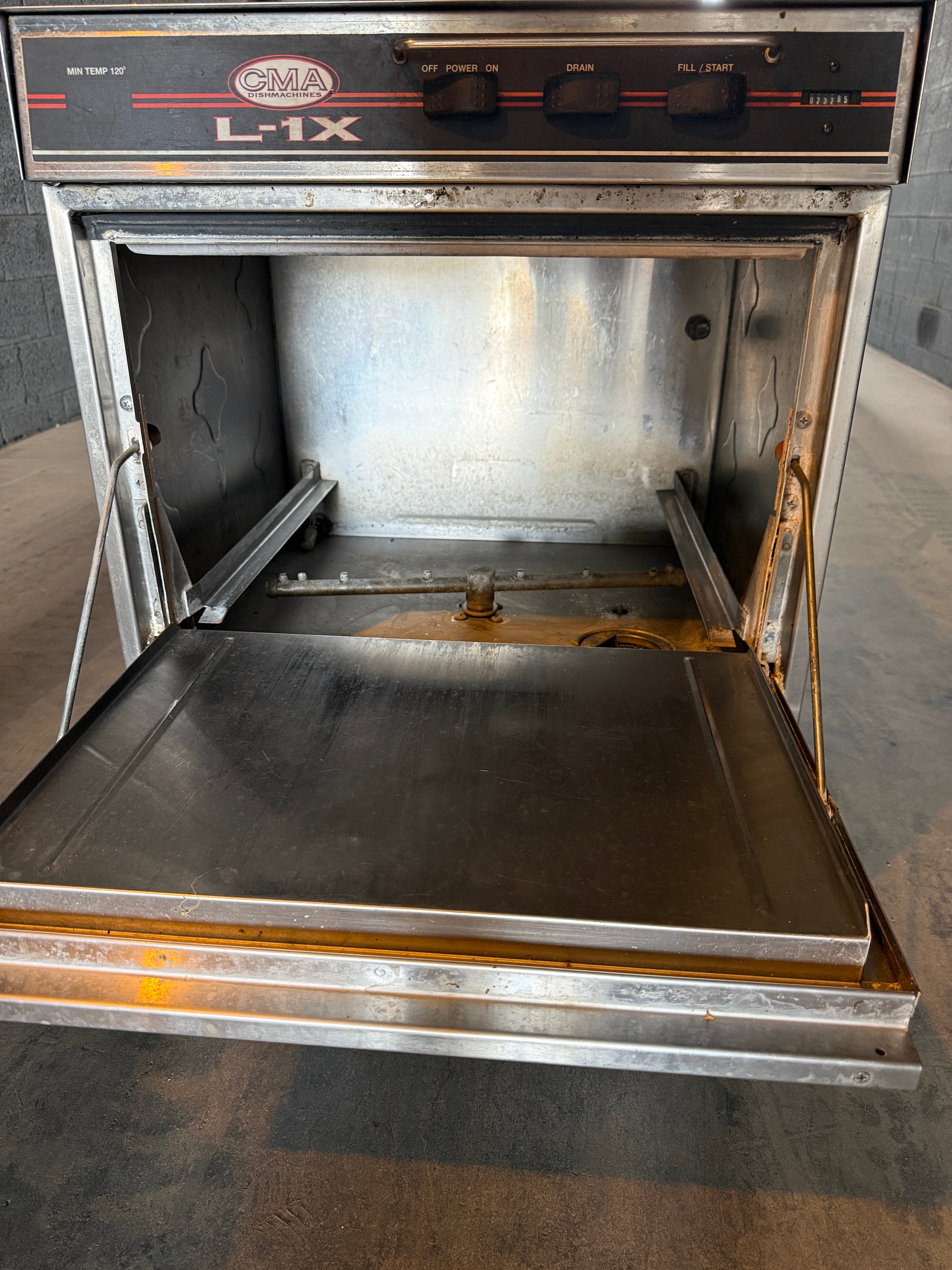 Low Temp Undercounter Dish/Glass Washer | CMA | Model # L-1X |  115 Volt