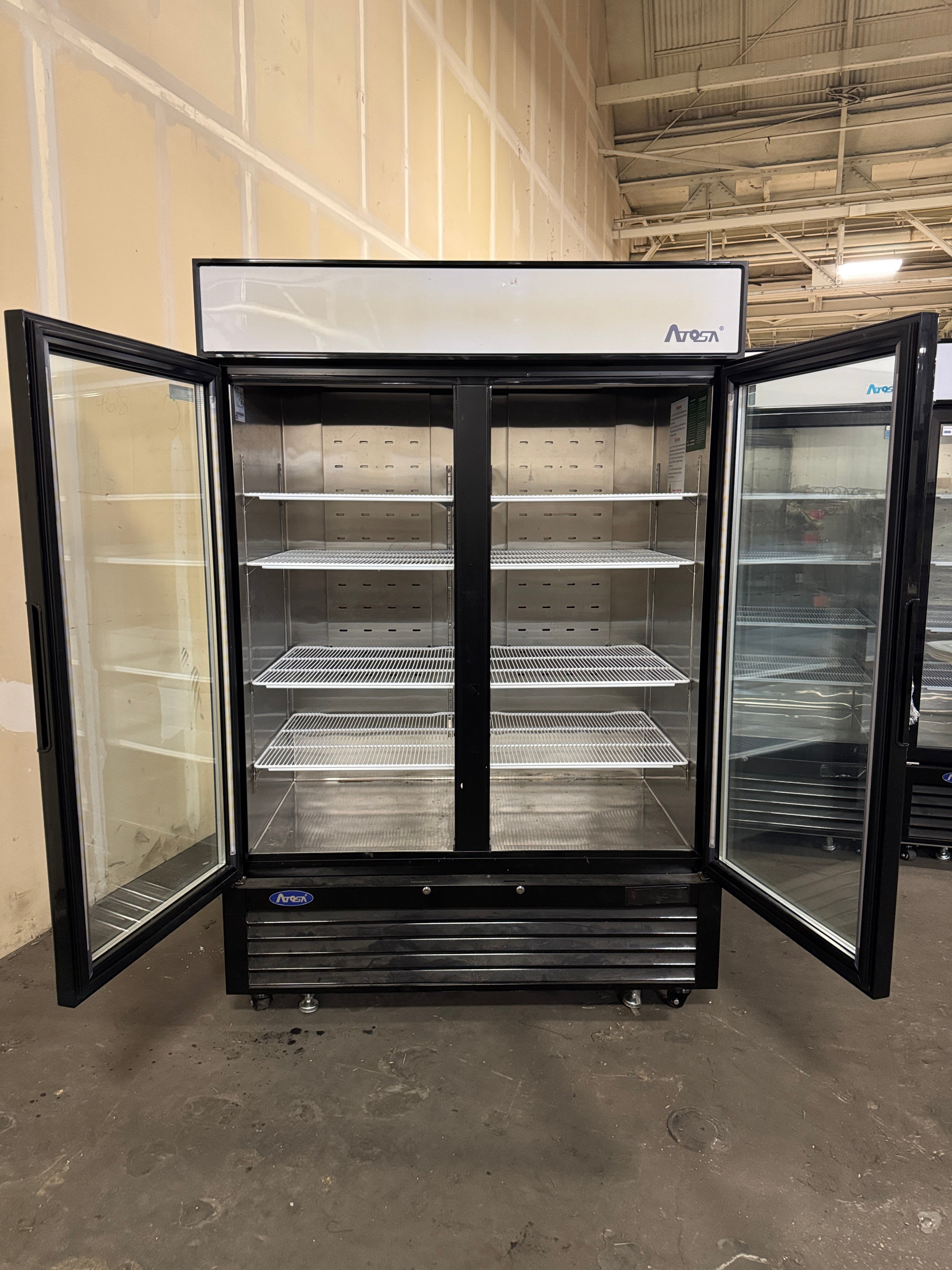 Freezer Merchandiser | Atosa | M# MCF8721ES | 115V