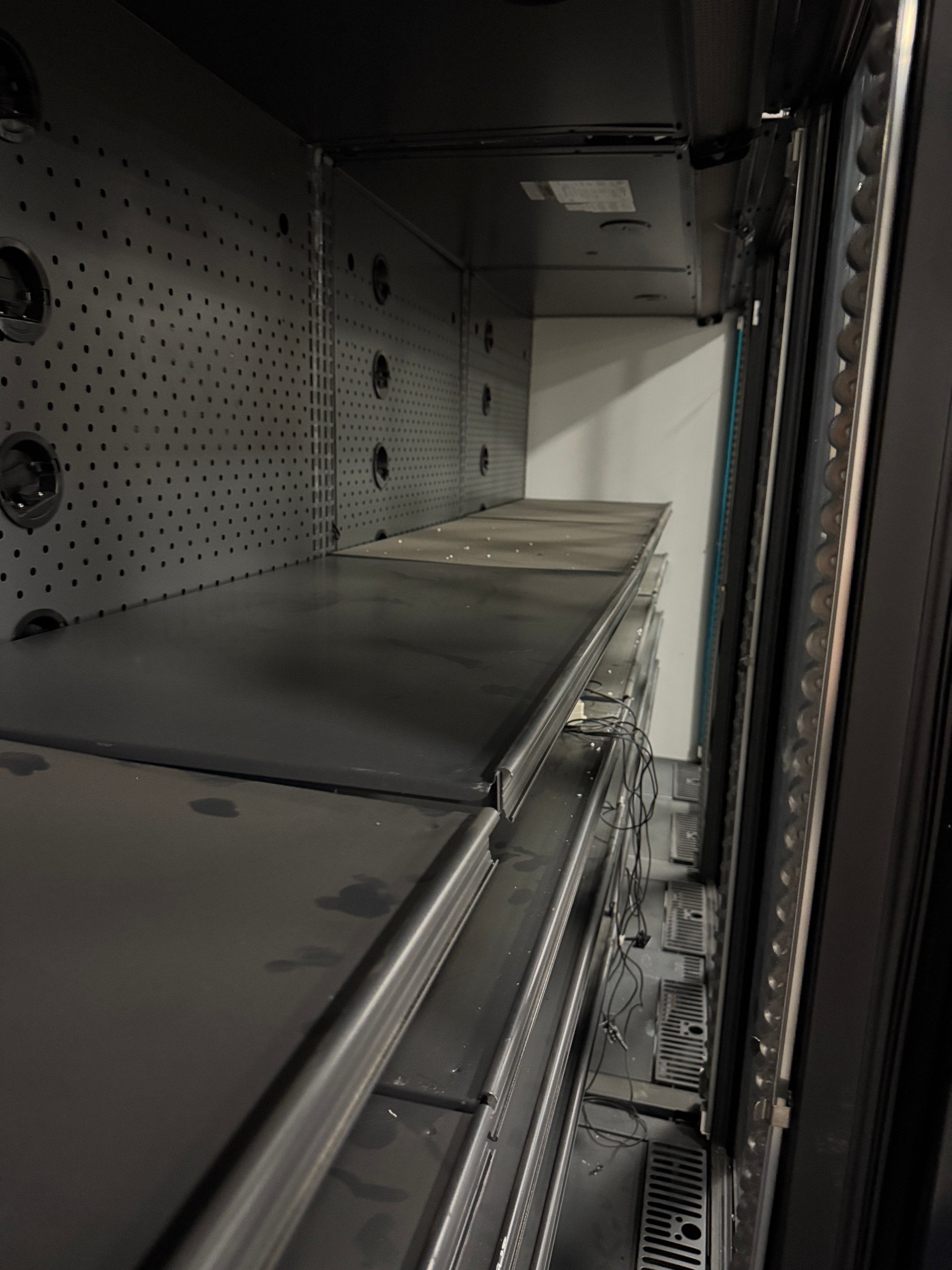 Refrigerator / Freezer | Hillphoenix | Model # ONRBA6 | 208 Volt