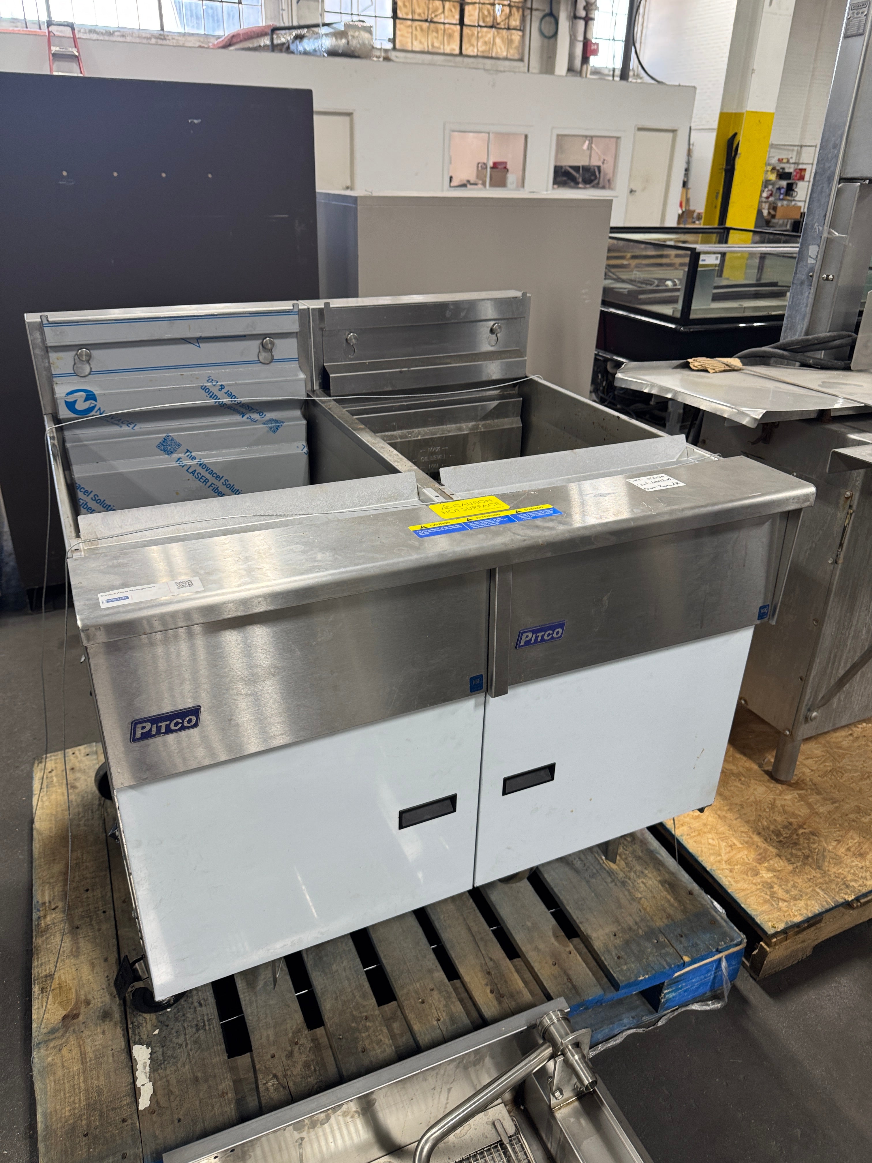 Electric Fryer 2 Vat Design | Pitco | Model # SE18 | 240 Volt 3 phase