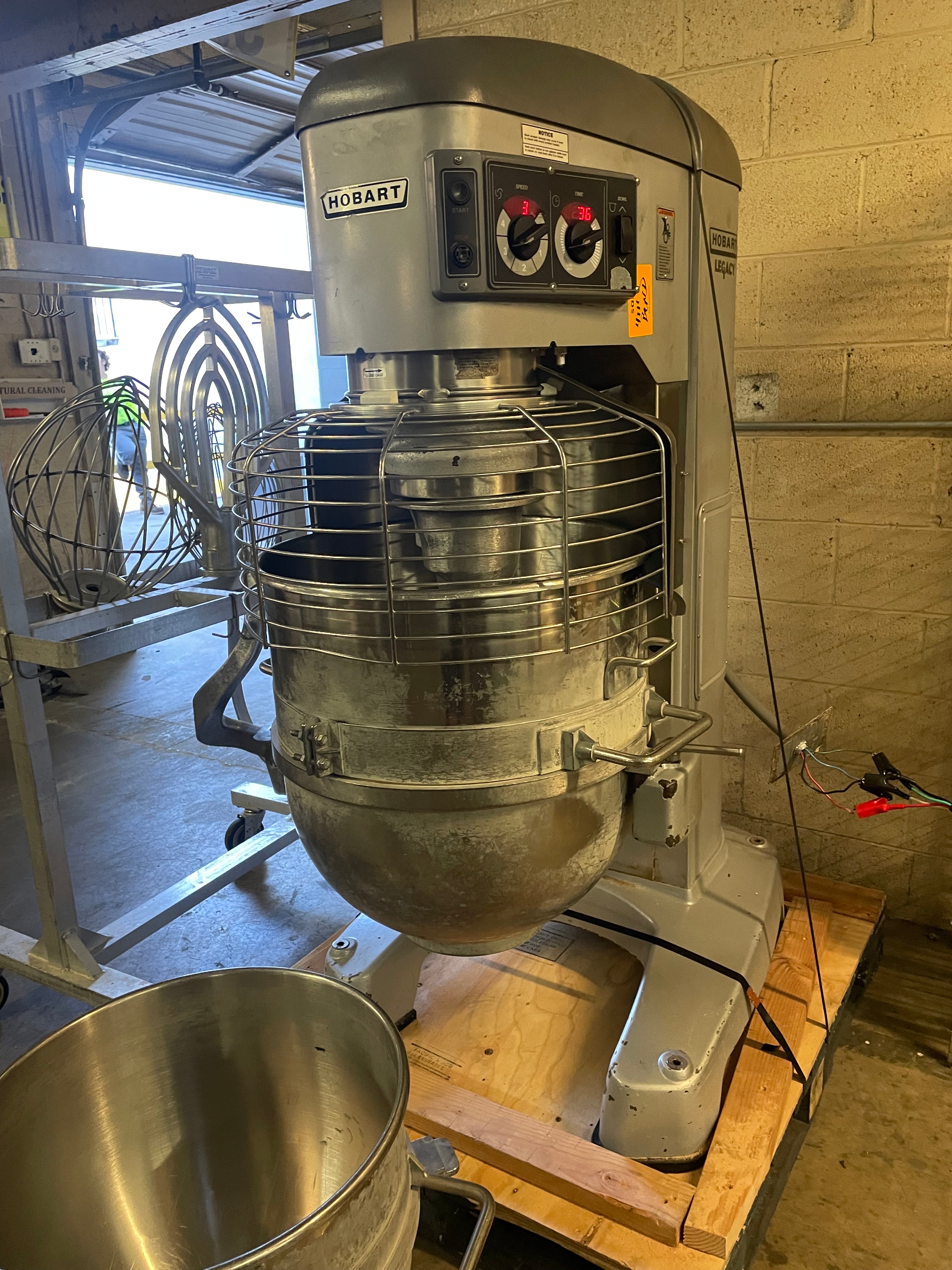 Planetary Mixer 140QT(2016)| Hobart | Model # HL1400N | 200/240 Volts