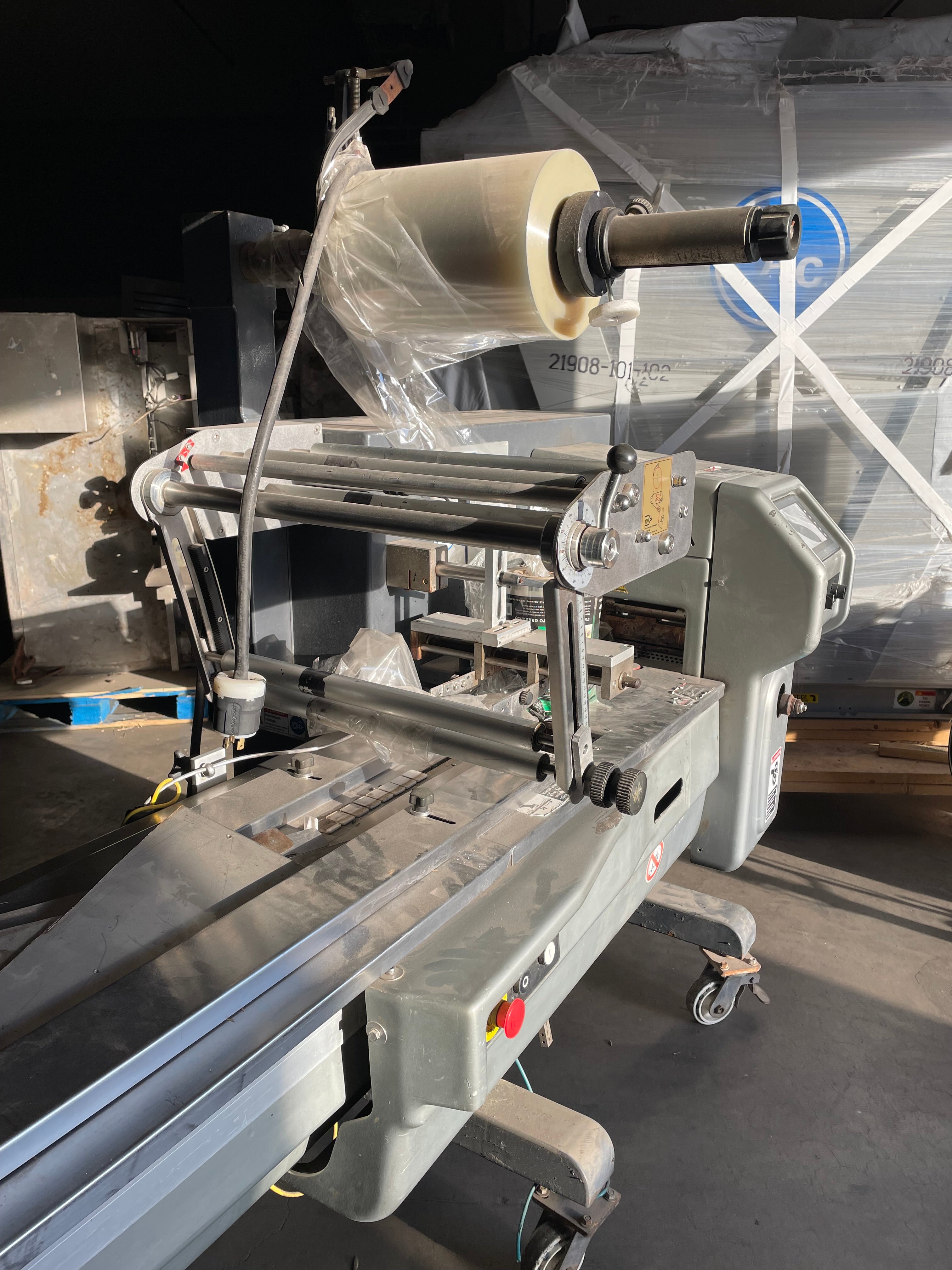 PFM Horizontal Flow Wrapper | PFM Pearl | 240 Volt