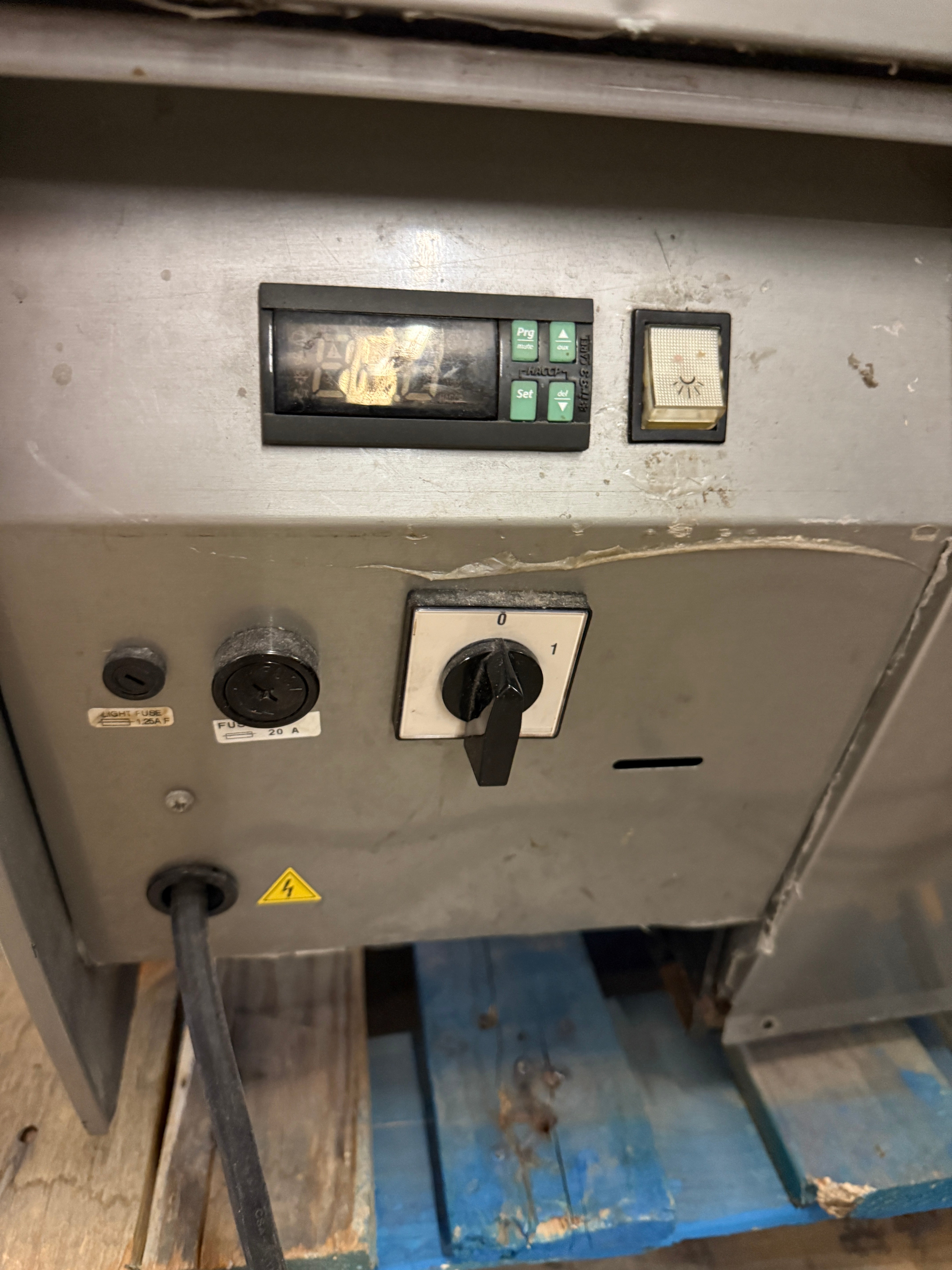 Gelato Merchandiser | ISA | Model # Millennium 0712UL | 220 Volts