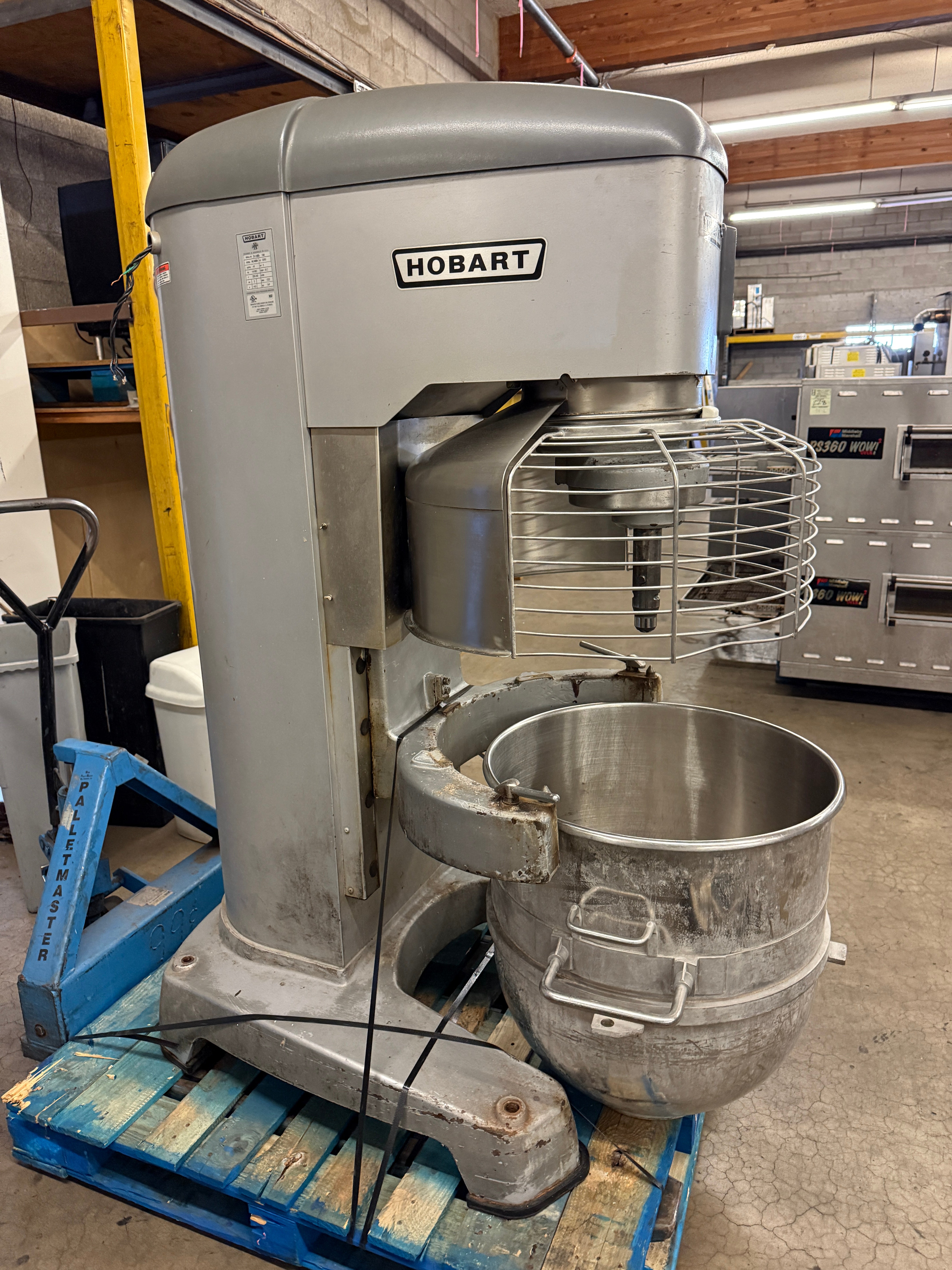 HOBART スタンドミキサー 大型 140qt Planetary Mixer | Hobart | Model # HL1400N | 240 Volt
