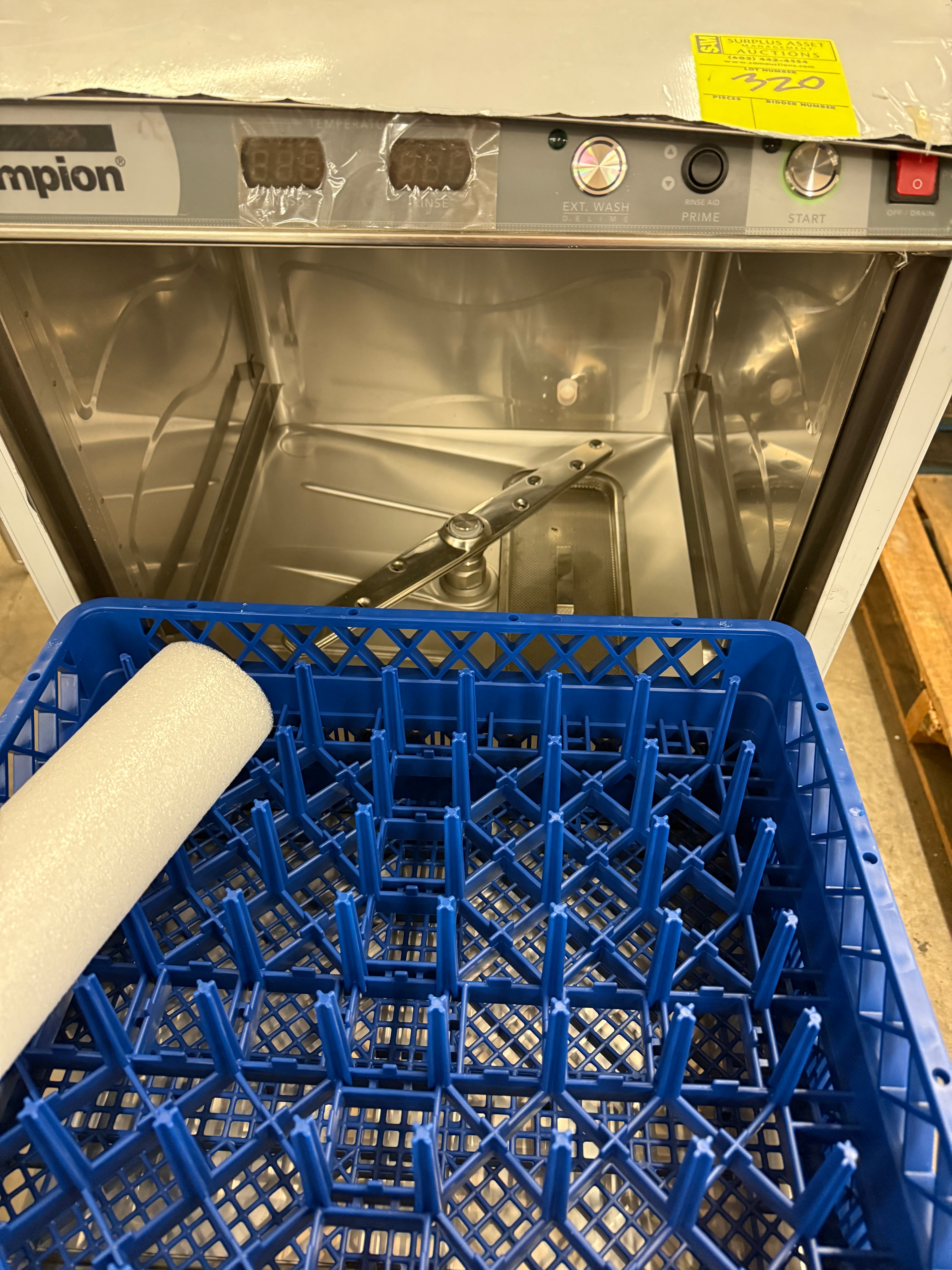 **NEW** Dishwasher | Champion | Model # UH130B | 240 Volts