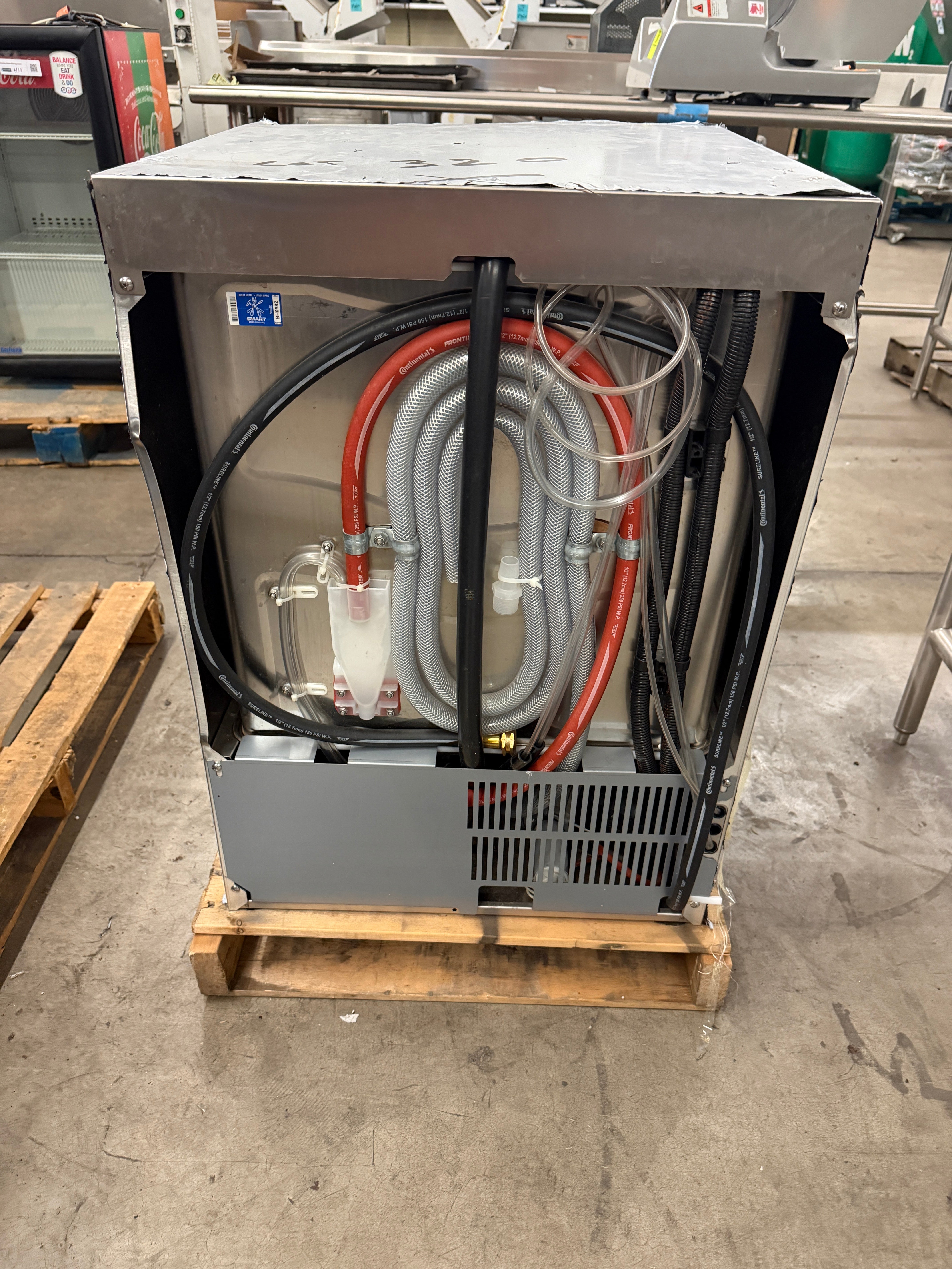 **NEW** Dishwasher | Champion | Model # UH130B | 240 Volts