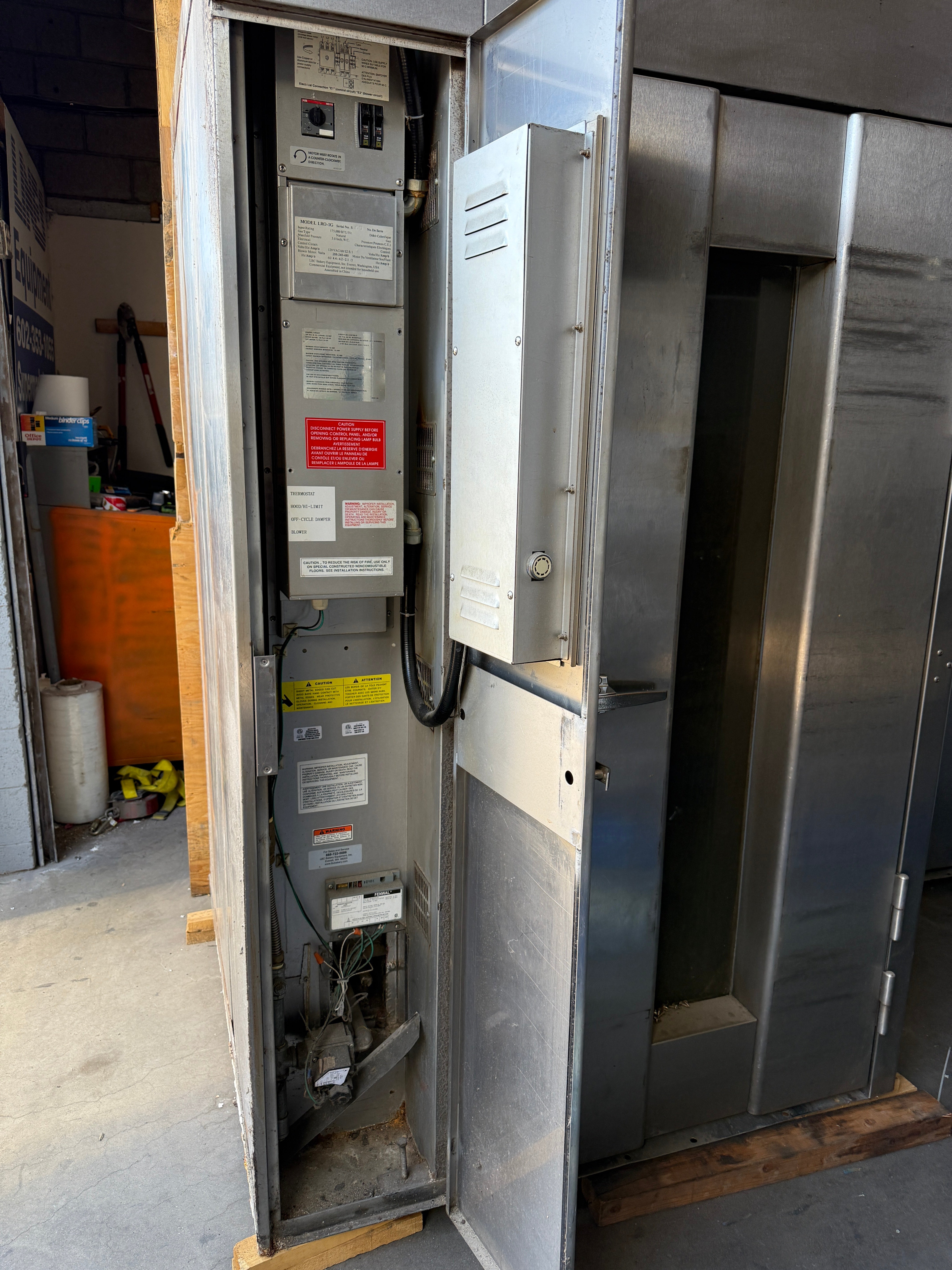 Single Rack Oven | LBC | Model # LRO-1G | NG / 240 Volt 3 Phase