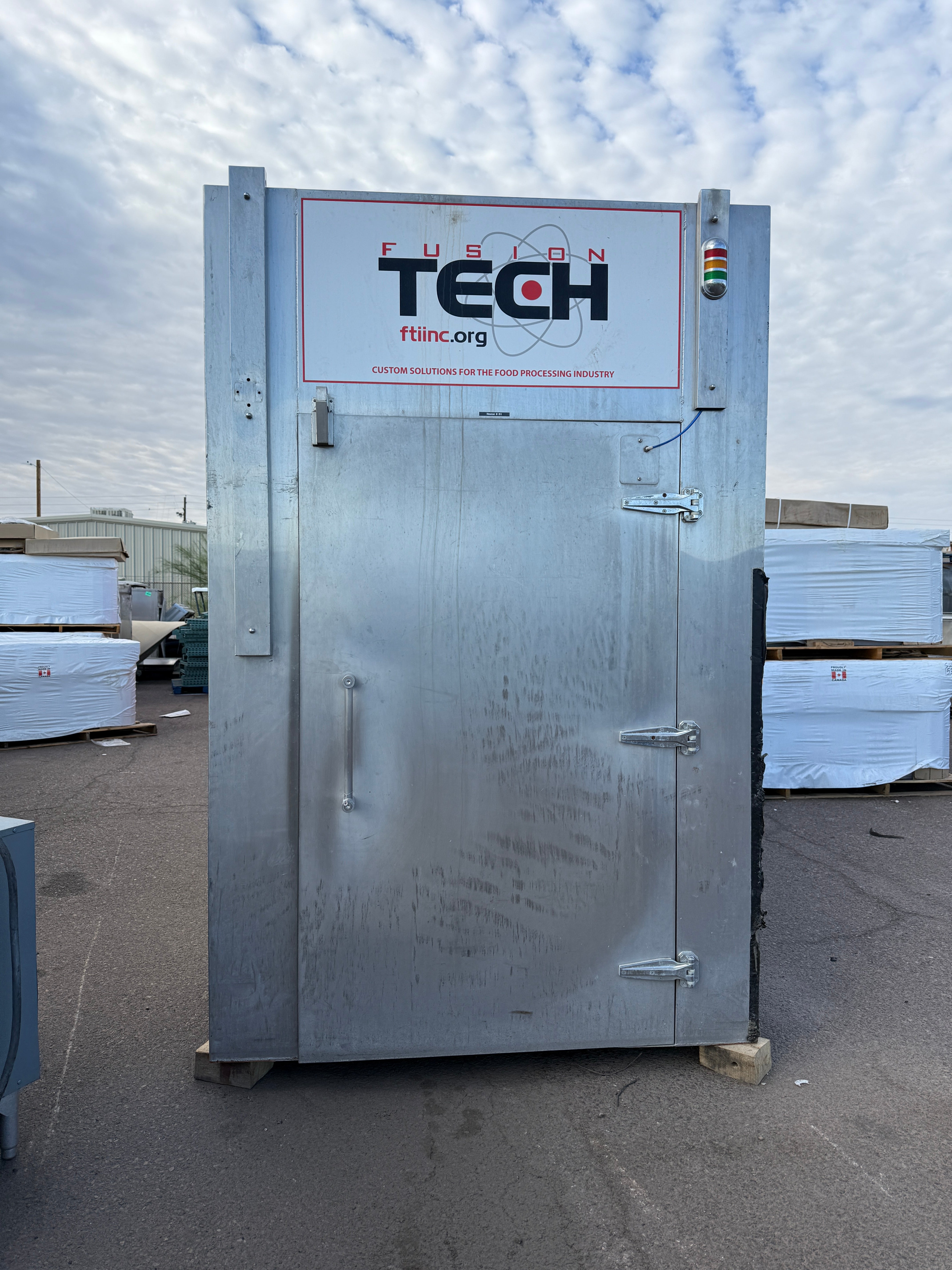 Smokehouse, Fusion Tech