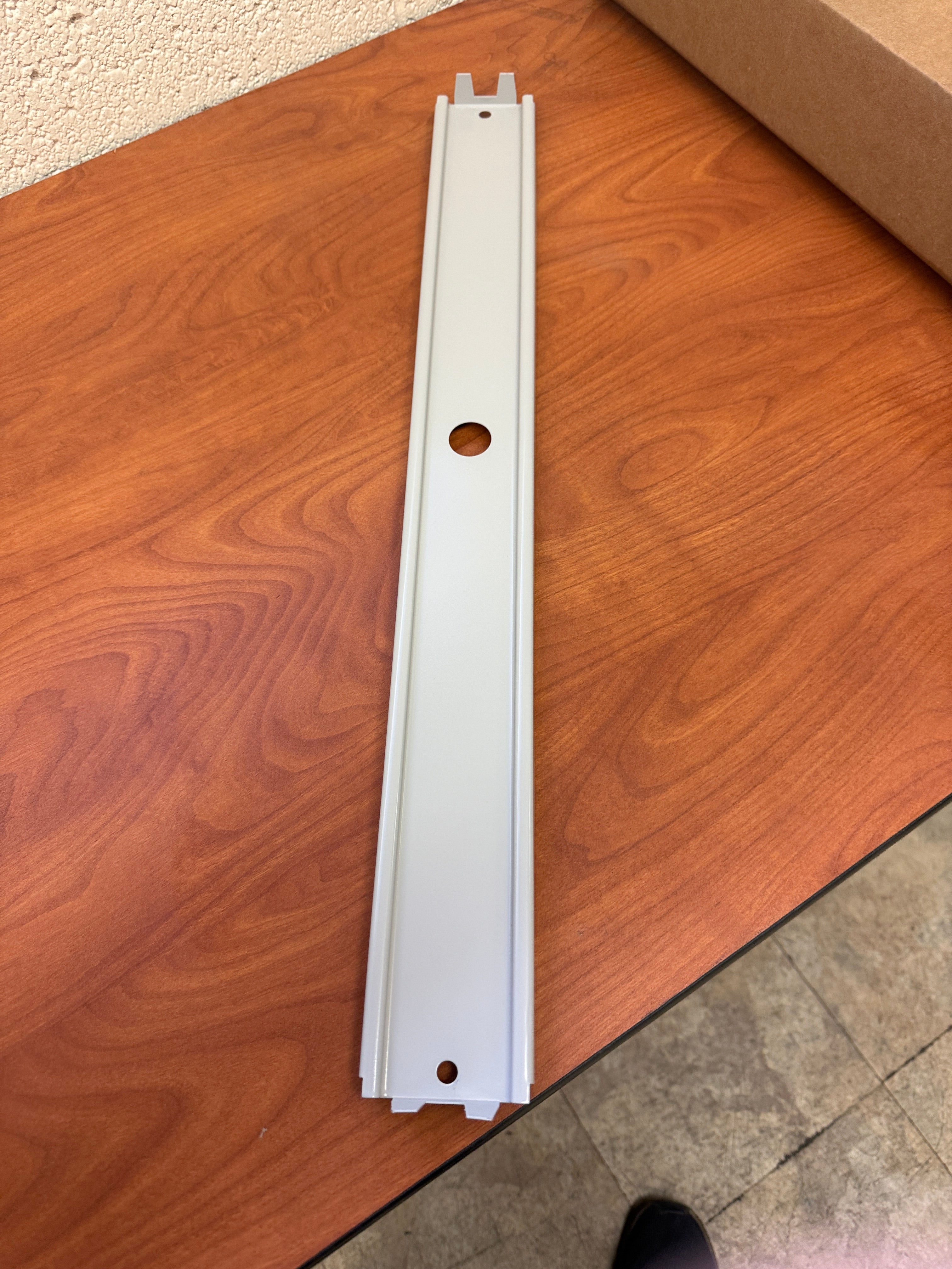 24" Bottom Rail