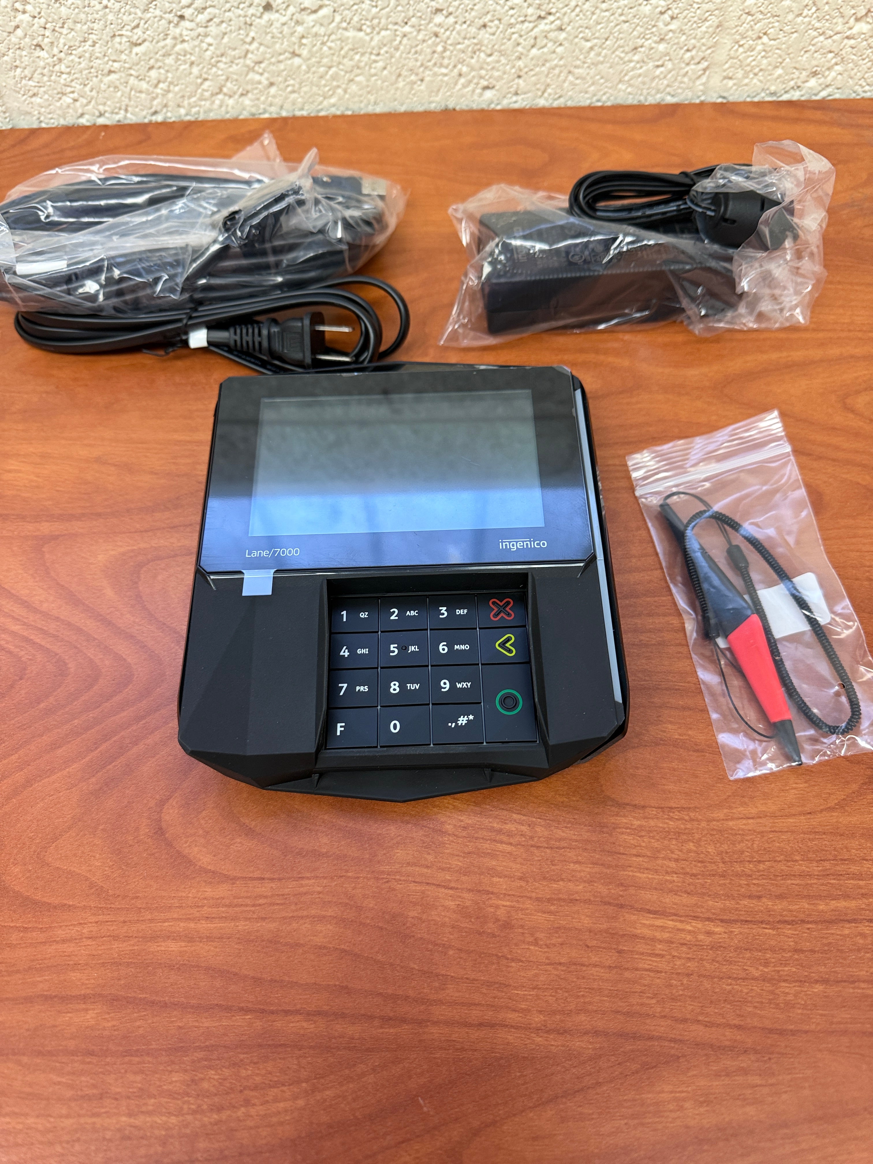 Lane 7000 Card Reader